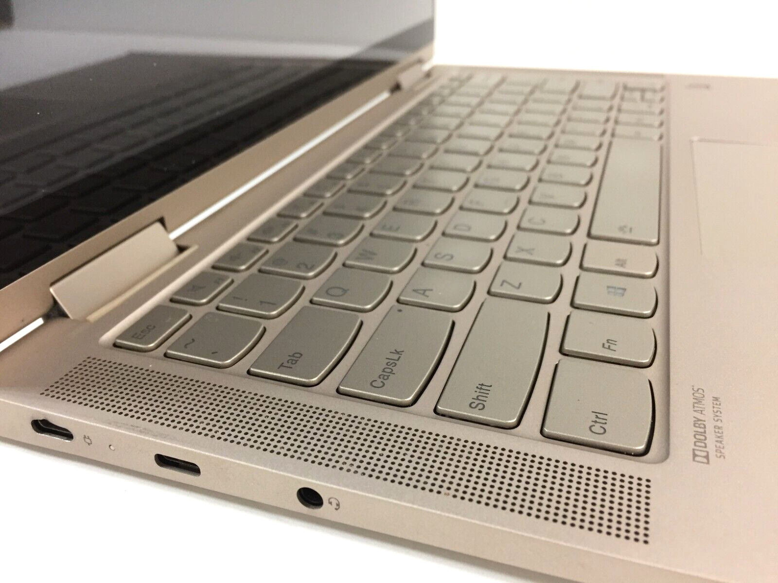 Lenovo Yoga C740 81TC000JUS FHD Touch 14 HD IPS Laptop, I5-10210U 8G/256G/Win10H