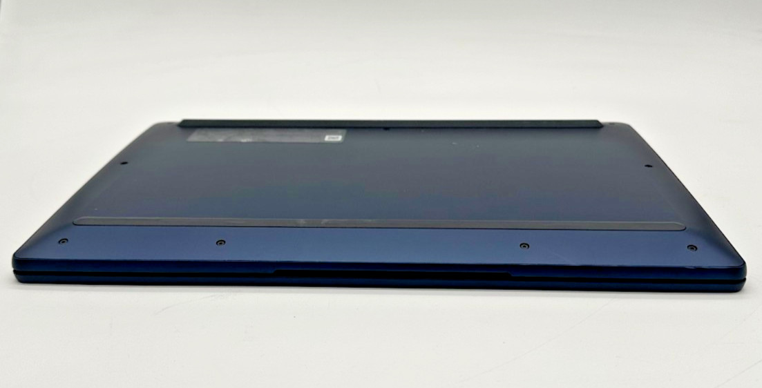 LenovoIP SLIM 3 14” MEDIA TEK KOMPANIO 520 2.06GHZ 64GB eMMC 4GB LPDDR4X BLUE/C