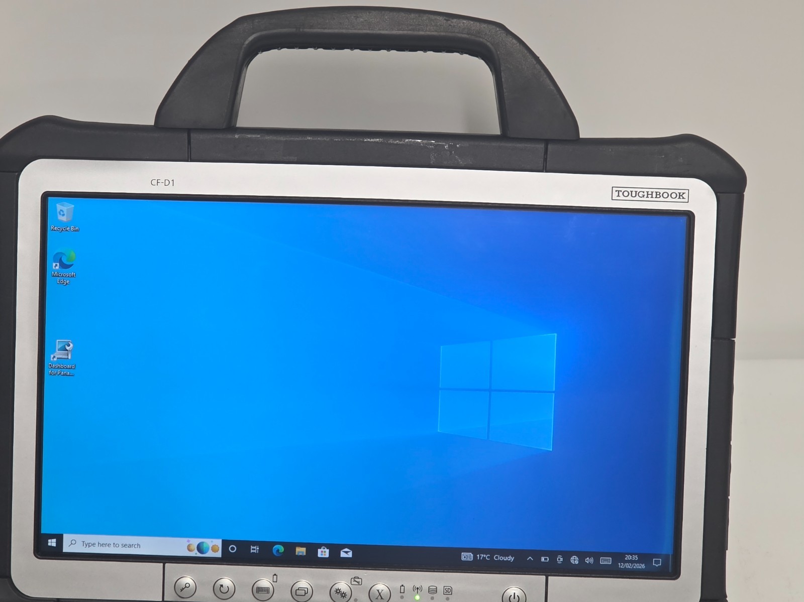 PANASONIC TOUGHBOOK CF-D1 MK3 13.3″ TOUCH i5-6300U 2.40GHZ 8GB 500GB WIN10