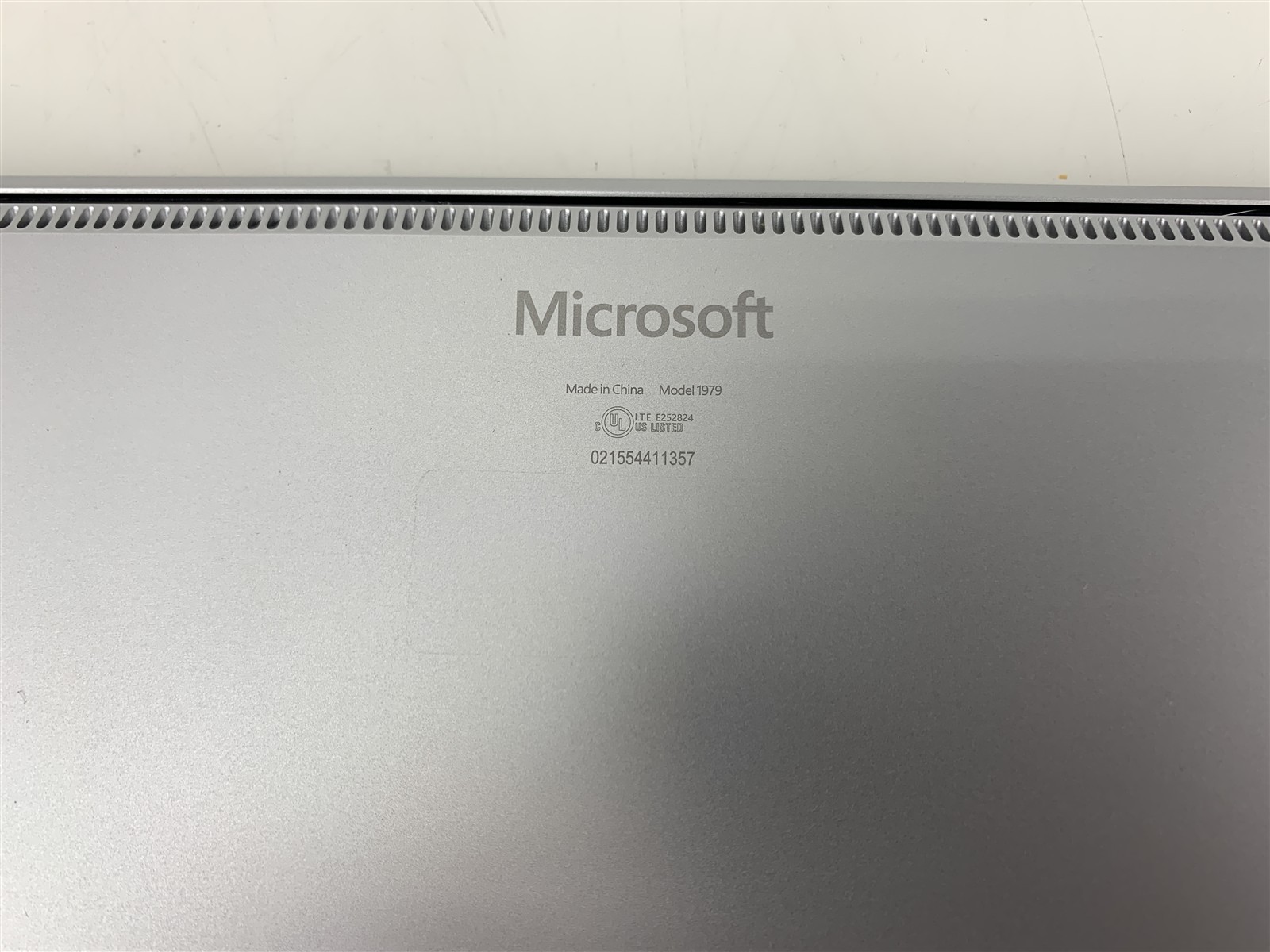 Microsoft Surface Laptop 4 1979 i7-1185G7 3.00GHz 16GB RAM 256GB NVMe Win 11 Pro