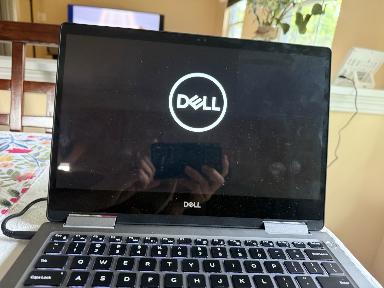 Dell Inspiron 7373 13.3in Touchscreen i7-8550U 16GB 256GB SSD Win11 Gray
