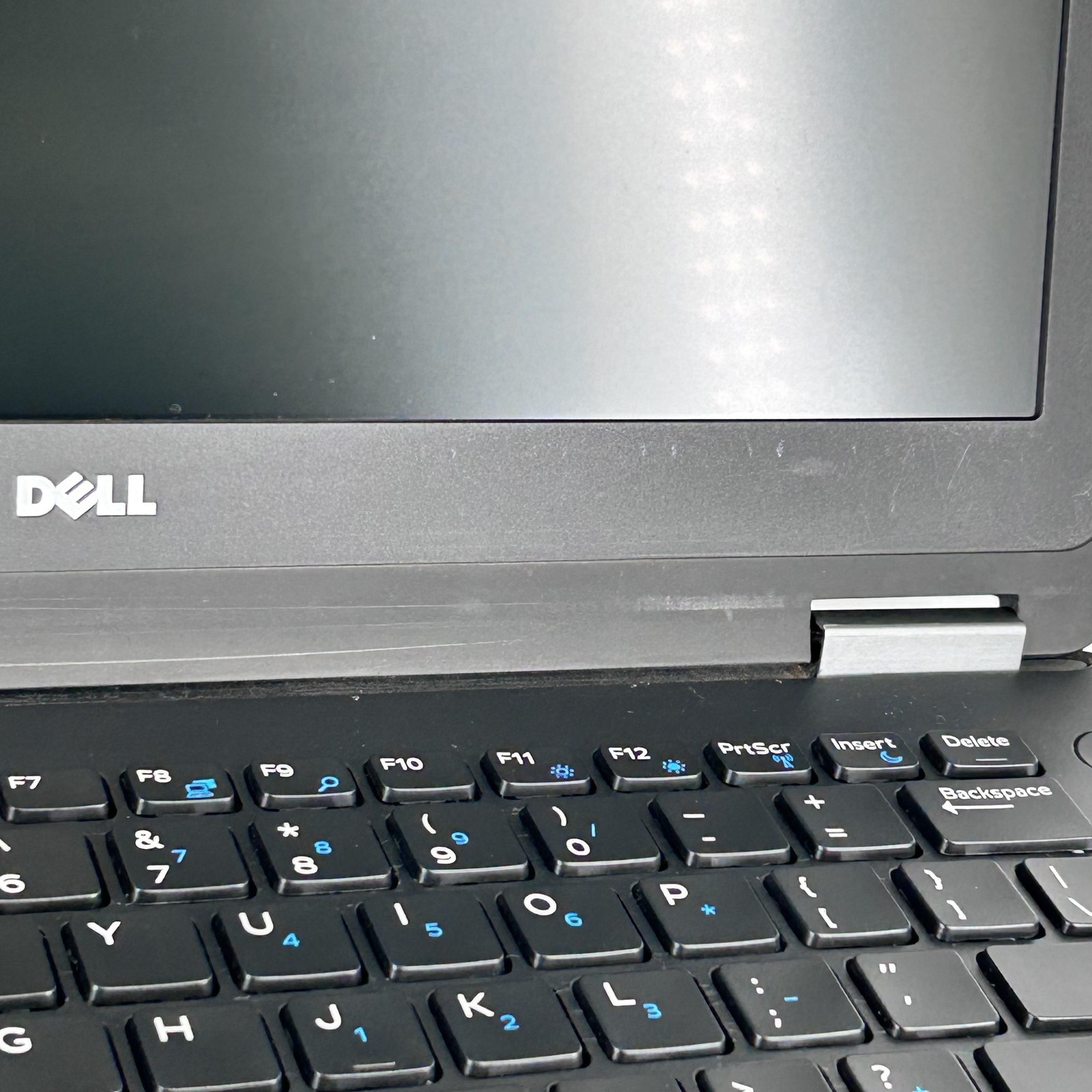Dell Latitude E7270 12 Black HD i7-6600U 2.60GHz 8GB 256GB SSD Good- BAD BATTERY