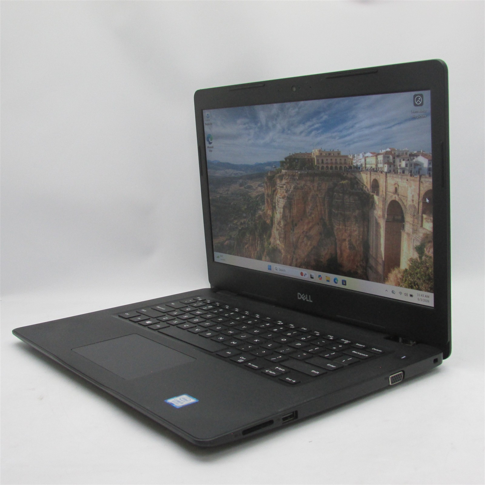 Dell Latitude 3490 i5-8250U 1.6GHz 8GB RAM 256GB m.2 14″ Windows 11 Pro COSM DMG