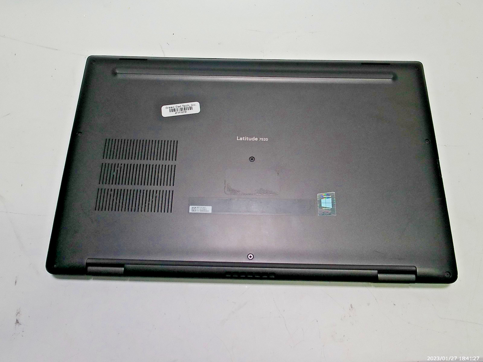 Dell Latitude 7520 – i5-1145G7 – 16 GB RAM – 256GB NVMe – Win 11 Pro