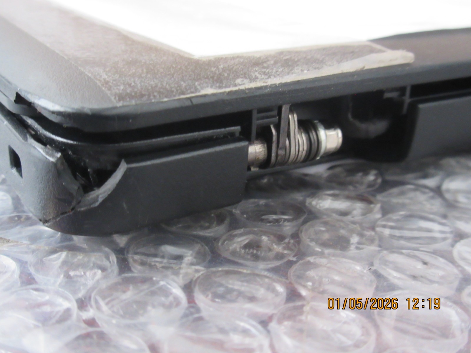 Dell Latitude 3490 Core i5 -7th @ 2.7GHz, 4GB Ram 128GB SSD, W10P – READ DESC.