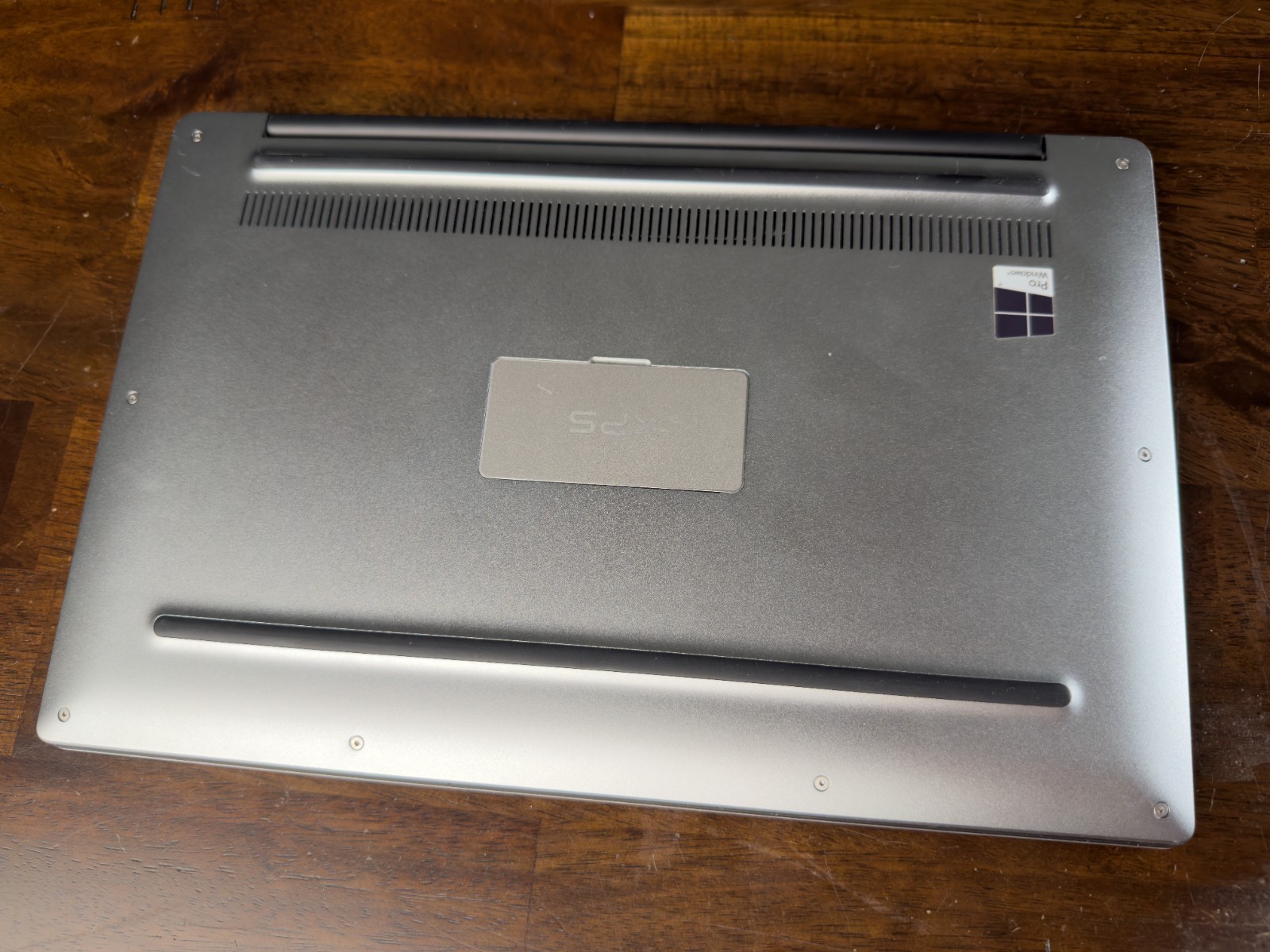 Dell XPS 13 9360 2017 i7-7560U 8GB RAM 500GB SSD – Used, Tested Working