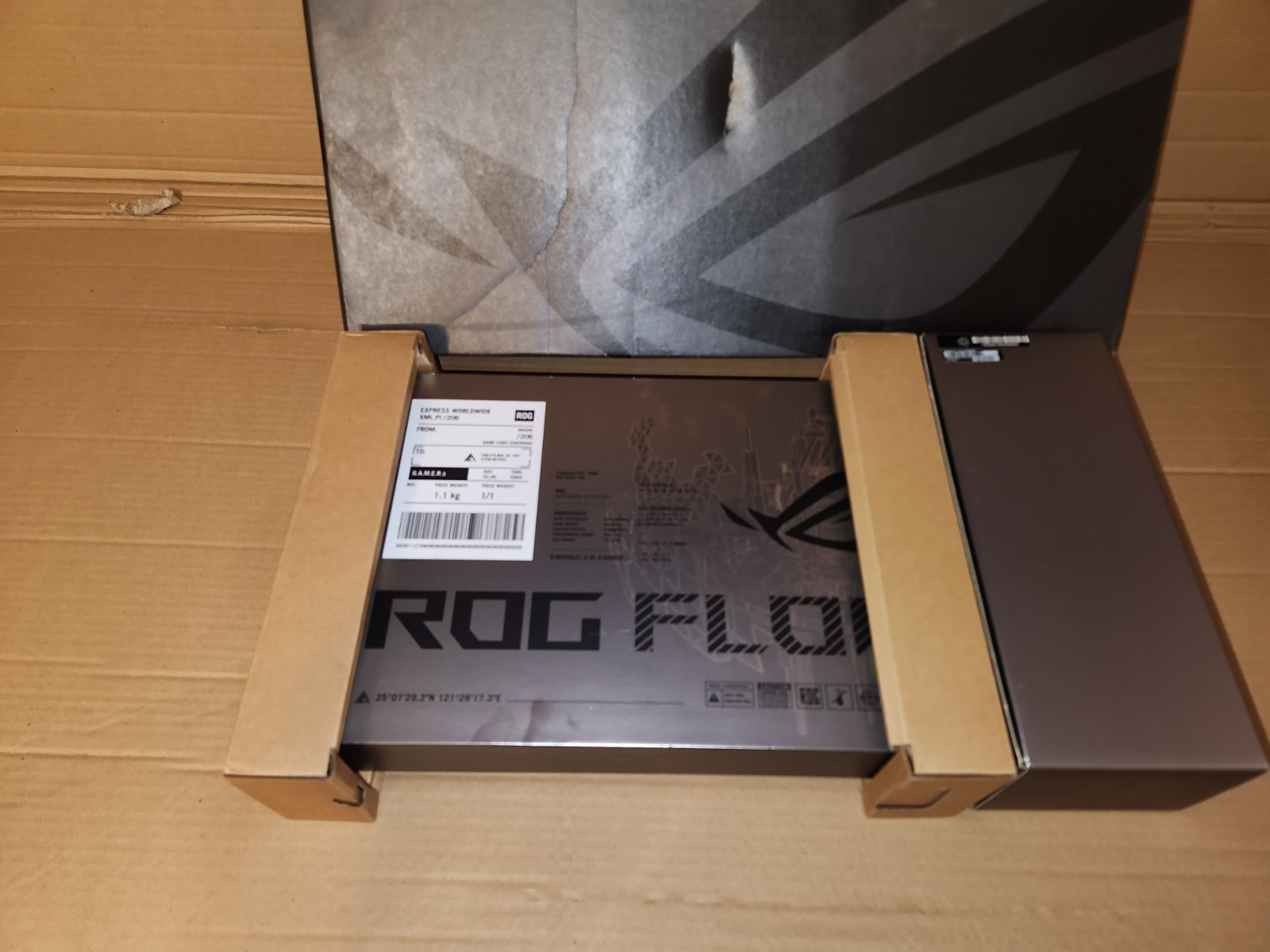 Asus ROG Flow Z13 13.4″ i9-12900H 2.5GHz 16GB RAM 1TB SSD GeForce RTX 3050 Ti –