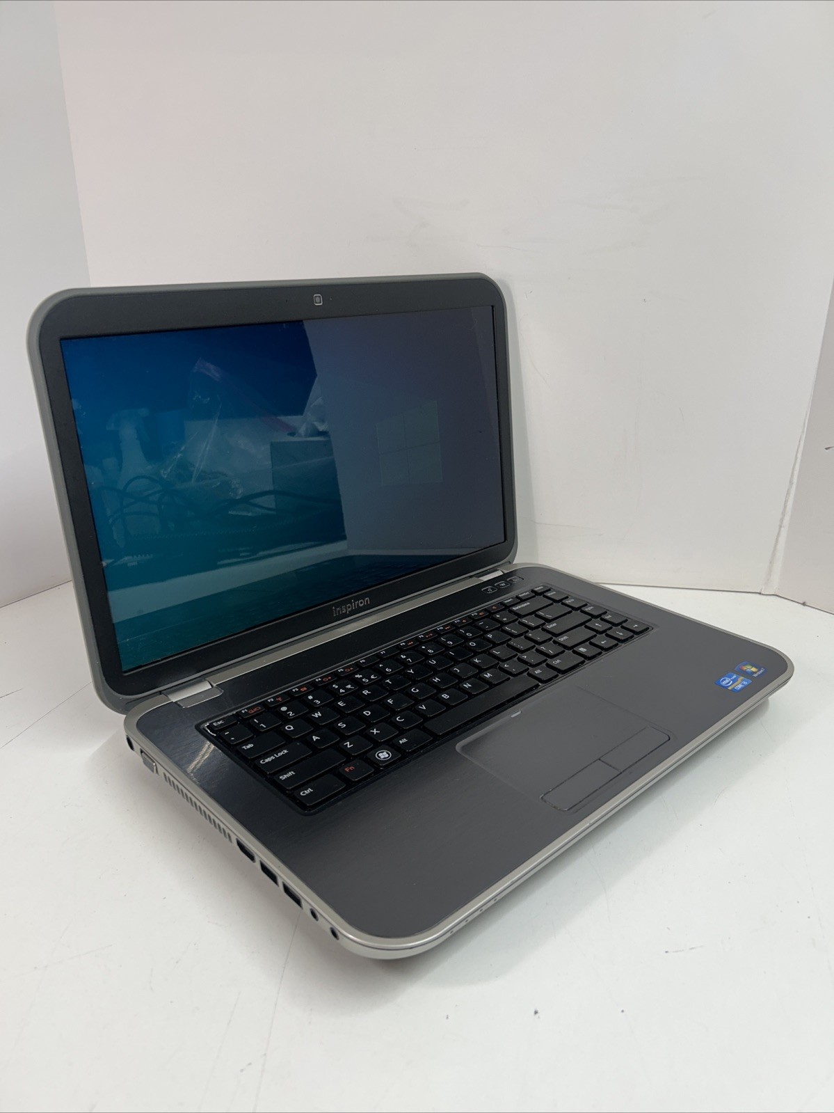 Dell Inspiron 5520 i3-2370m 8GB Ram 240GB SSD Win 10 Pro 🔋Fair