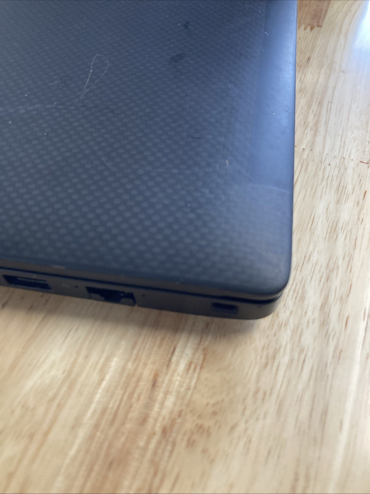 Dell Latitude 7480 – 14″ FHD, 2.8GHz i7, 8GB RAM, No HDD| Touchscreen #1010