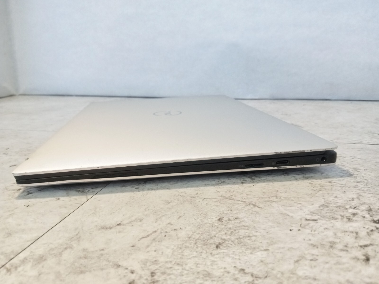 Dell XPS 13 7390 13″ Laptop Intel Core i7 PARTS OR REPAIR -FM