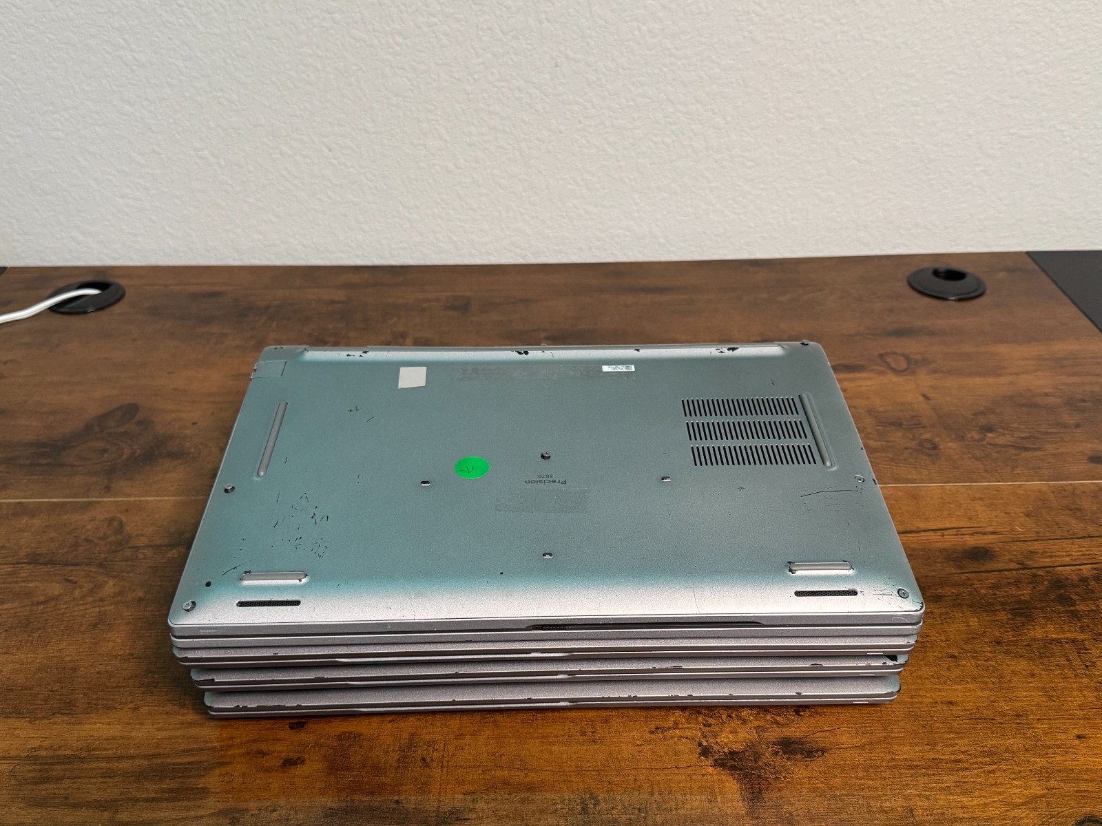 A lot of 4 Dell Precision 3570 15″ Intel i7-1265U 4.15GHz 16GB RAM DDR5 NO SSD