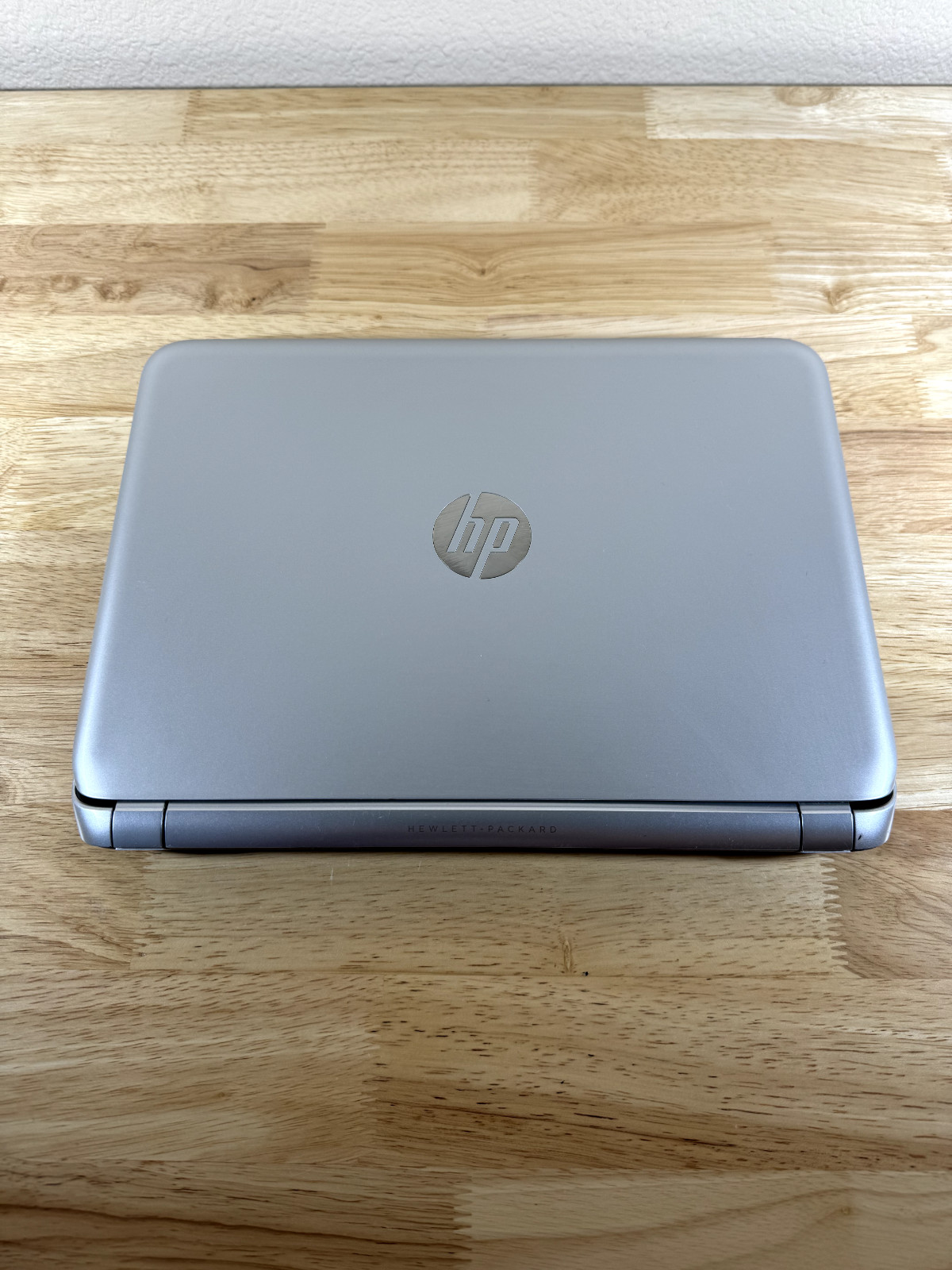 HP Pavilion TS11 AMD A4-1250 APU W/ Radeon HD 4GB RAM/ 11.5″ Touchscreen