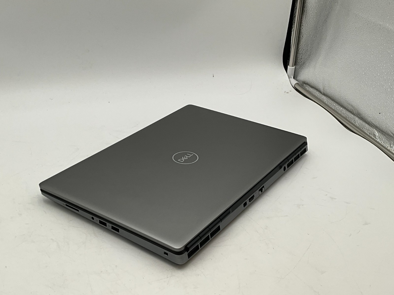 DELL Precision 7560 i7-11850H 2.50g 32GB 1TB T1200 15.6″ WIN11 Laptop 9S0K6J3