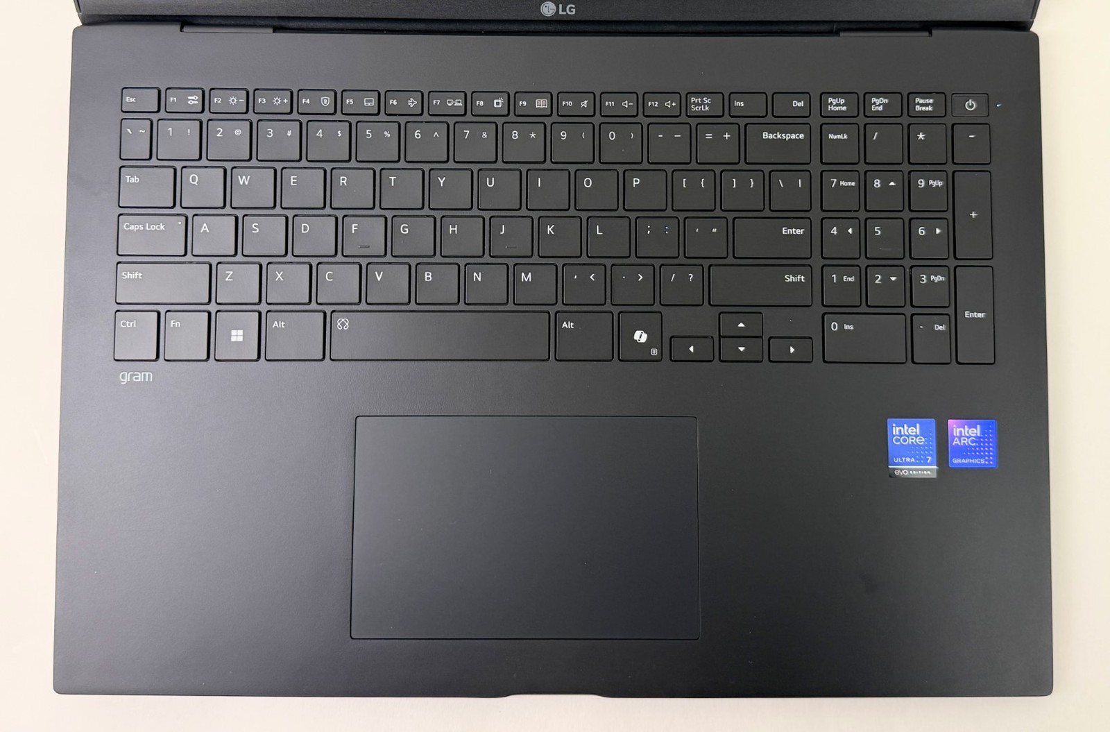 LG Gram 17Z90TL 17″ Touch Ultra 7 258V 32GB 2TB SSD W11H Thin Lightweight Laptop