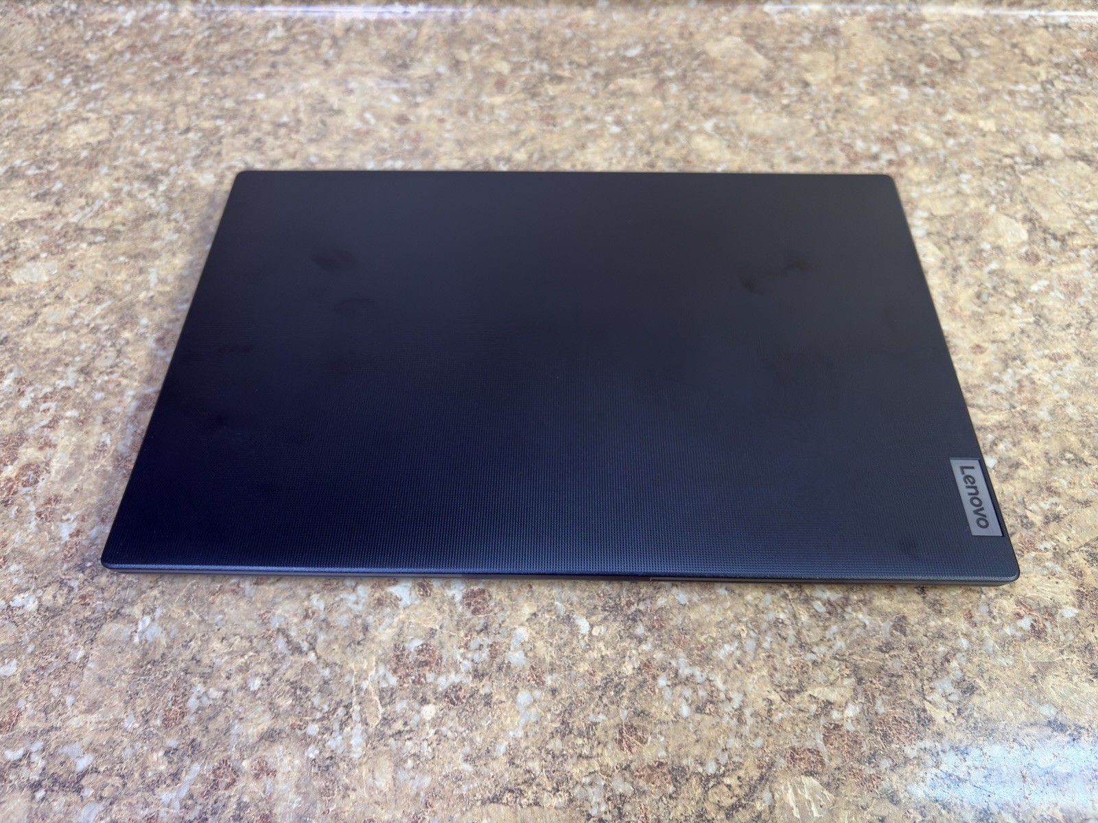 Lenovo V14 G4 14″ Ryzen 5 40GB RAM 1TB SSD W/ 512GB Ext. SSD & Carry Case *New*