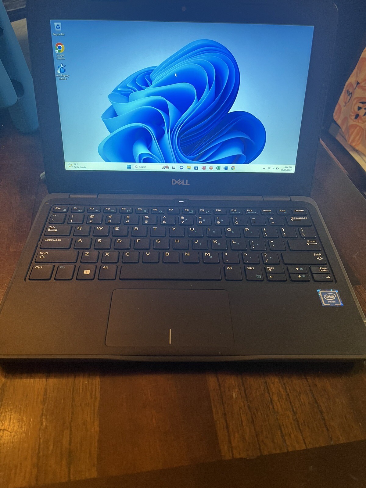 Dell Latitude 3190