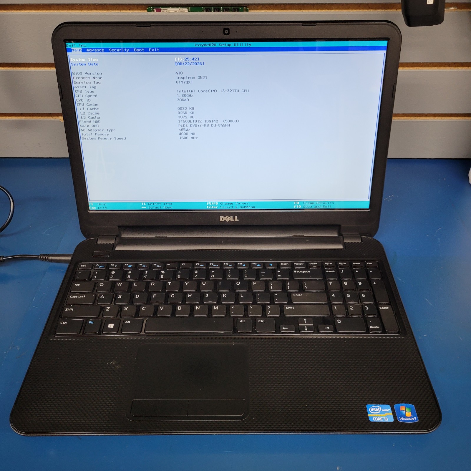 Dell Inspiron 15-3521 / Intel i3-3217 @1.80GHz / 4GB RAM 500 GB Windows 11