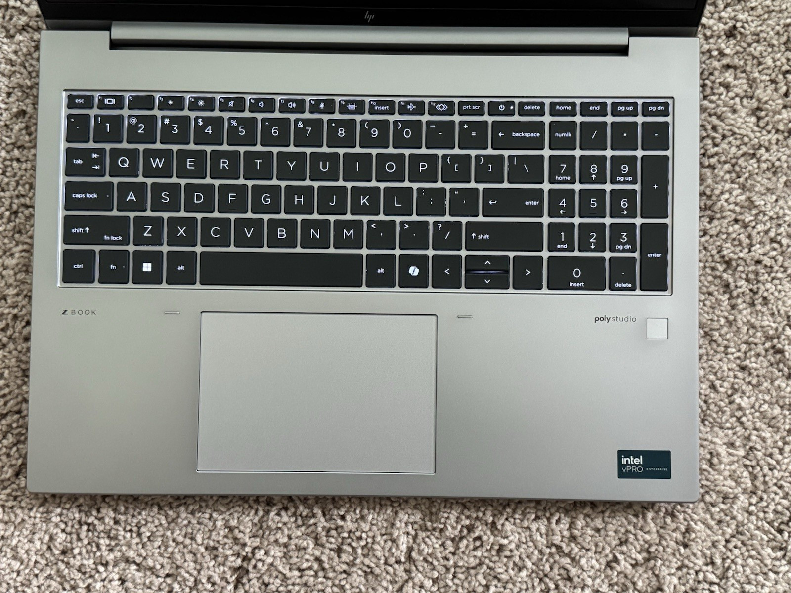 HP ZBook Firefly 16 G11 FHD+ 1.4 GHz Ultra 7 165H 16GB 256GB SSD Backlight/