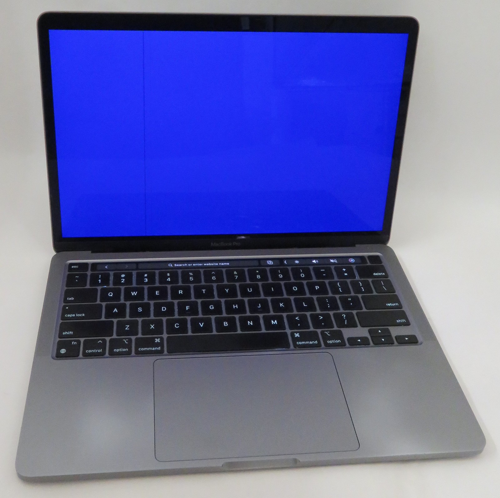 Apple Macbook Pro 2020 13in Retina M1 16GB RAM 512GB macOS Tahoe A2338