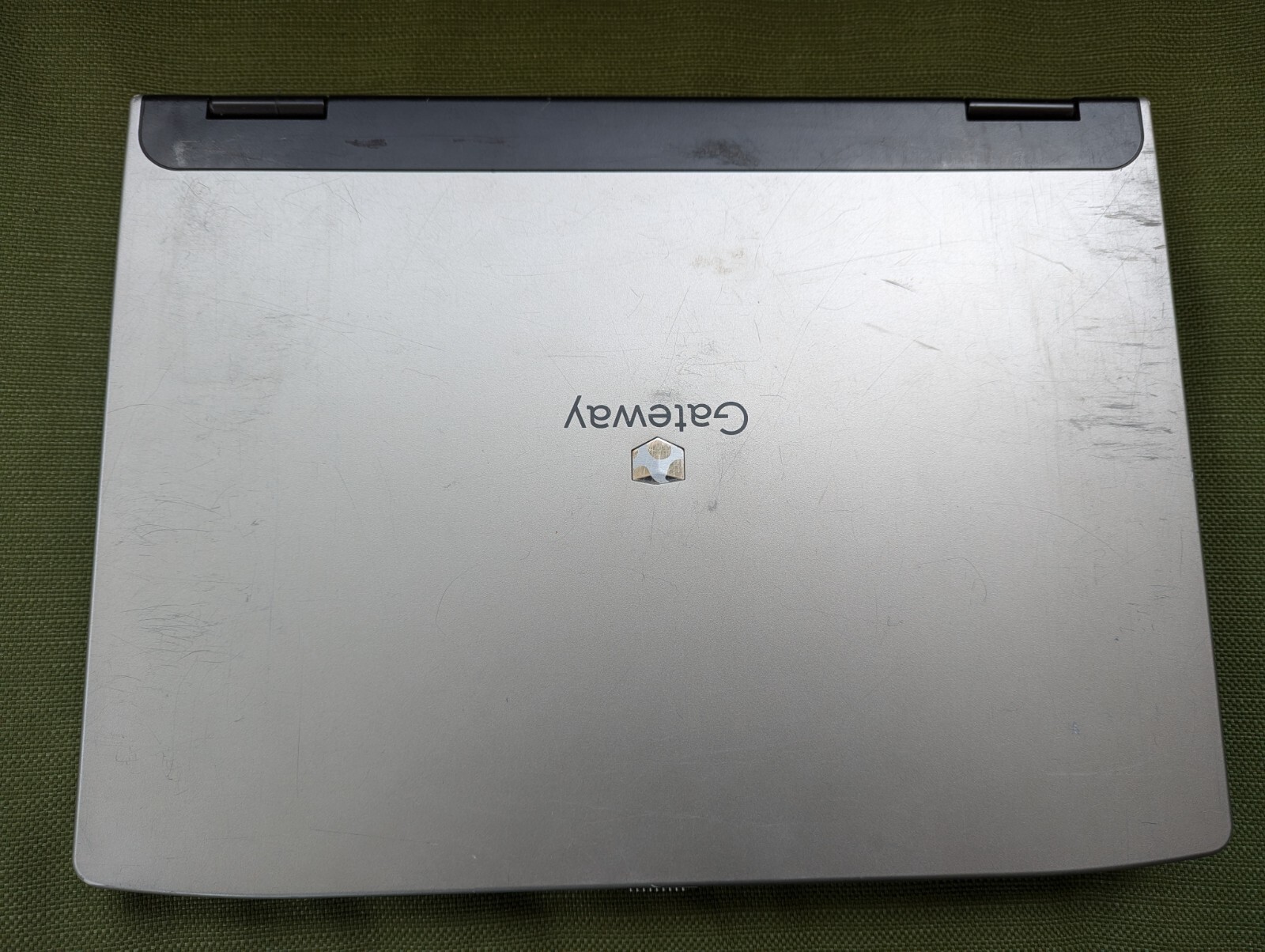 Gateway MX6442 AMD Turion 64 ML34 1.80 GHz 1 GB Ram 55.8 Gig HDD