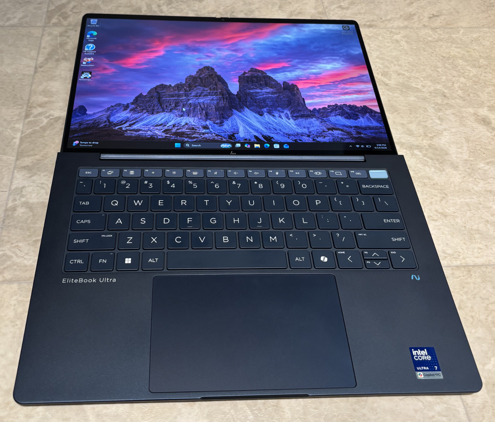 HP EliteBook Ultra G1i 14 Ultra 7 258V processor, 32GB, OLED, 1TB