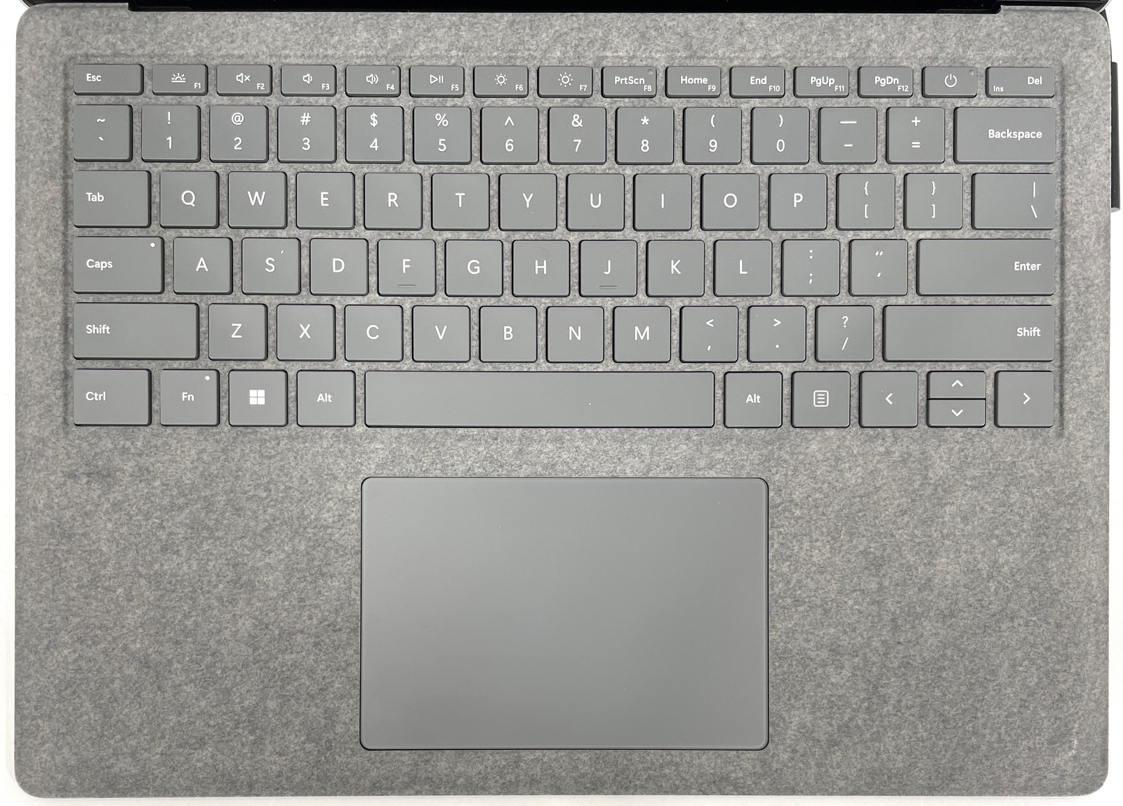 Microsoft Surface Laptop 5 1950 i7-1265U 512GB SSD 16GB RAM – Win 11 Pro – Dents