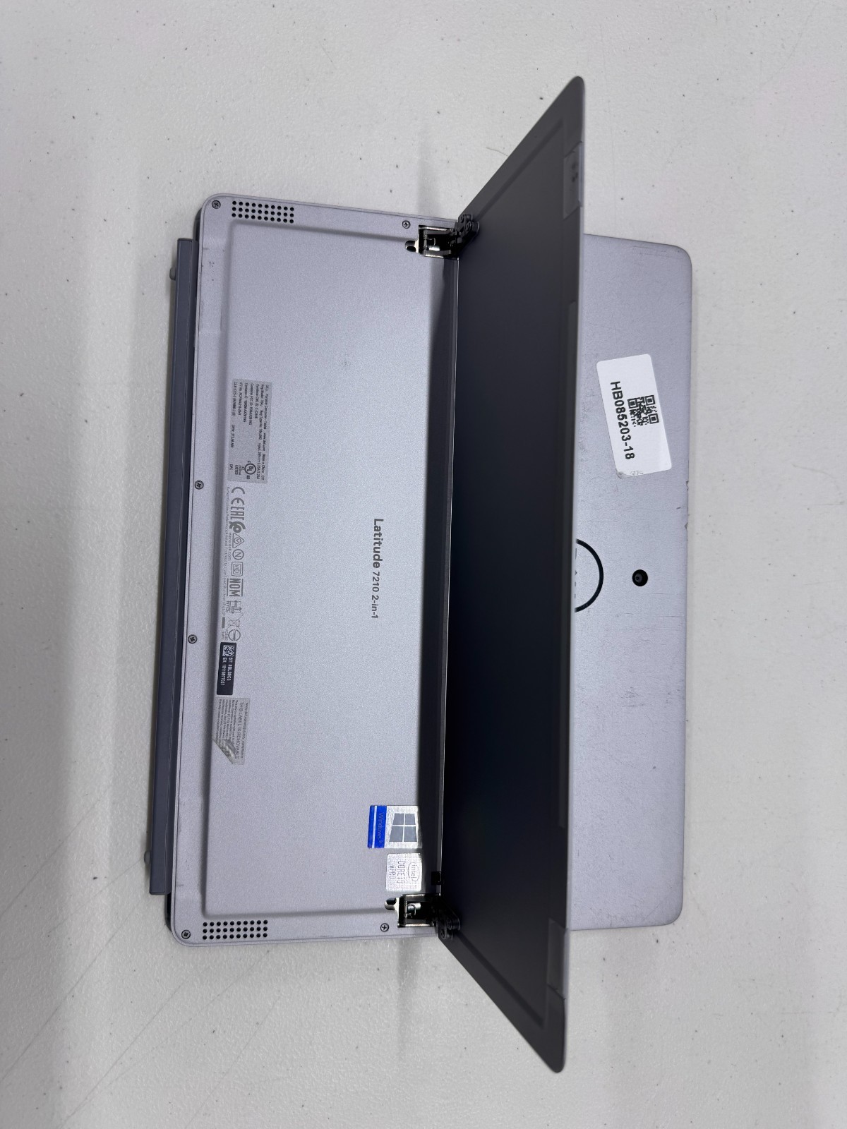 Dell Latitude 7210 2-in-1 12.3″ Touch i5-10310U 8GB RAM 256GB SSD Windows 11 Pro