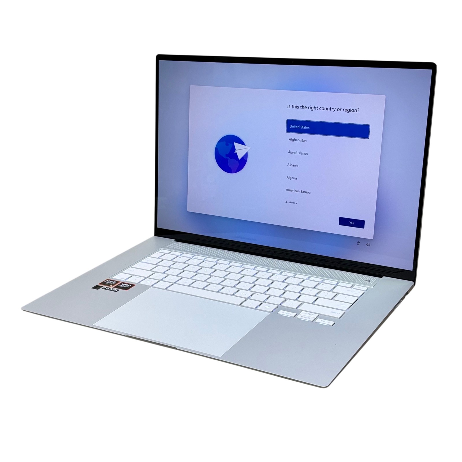 ASUS Zenbook S 16 UM5606WA AMD Ryzen AI 9 365 2.00GHz 24GB RAM 1TB SSD 16″