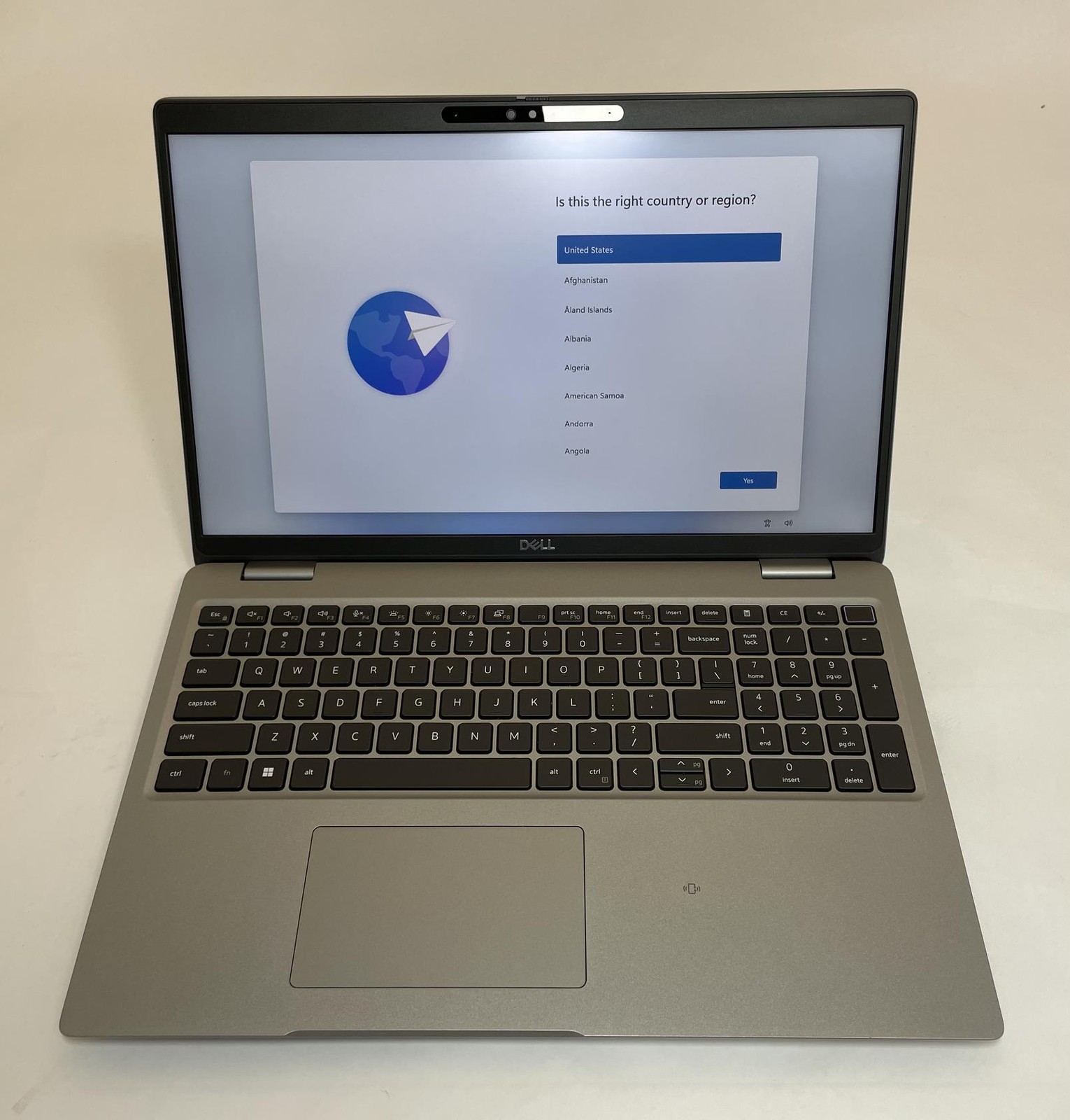 DELL PRECISION 3581 15″ Touch Laptop i9-13900H 64GB 512GB NVMe WIN11P RTX 2000