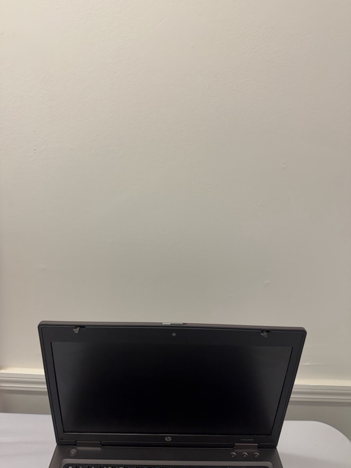 HP Probook 6460b Laptop – Good Screen – Intel i3-2350M – Read Des