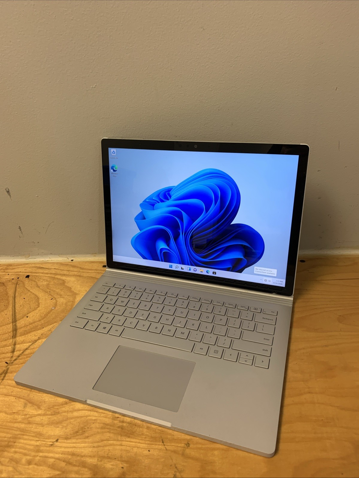 Microsoft Surface Book 2 i7-8650U 16GB RAM 512GB SSD Win11 Pro