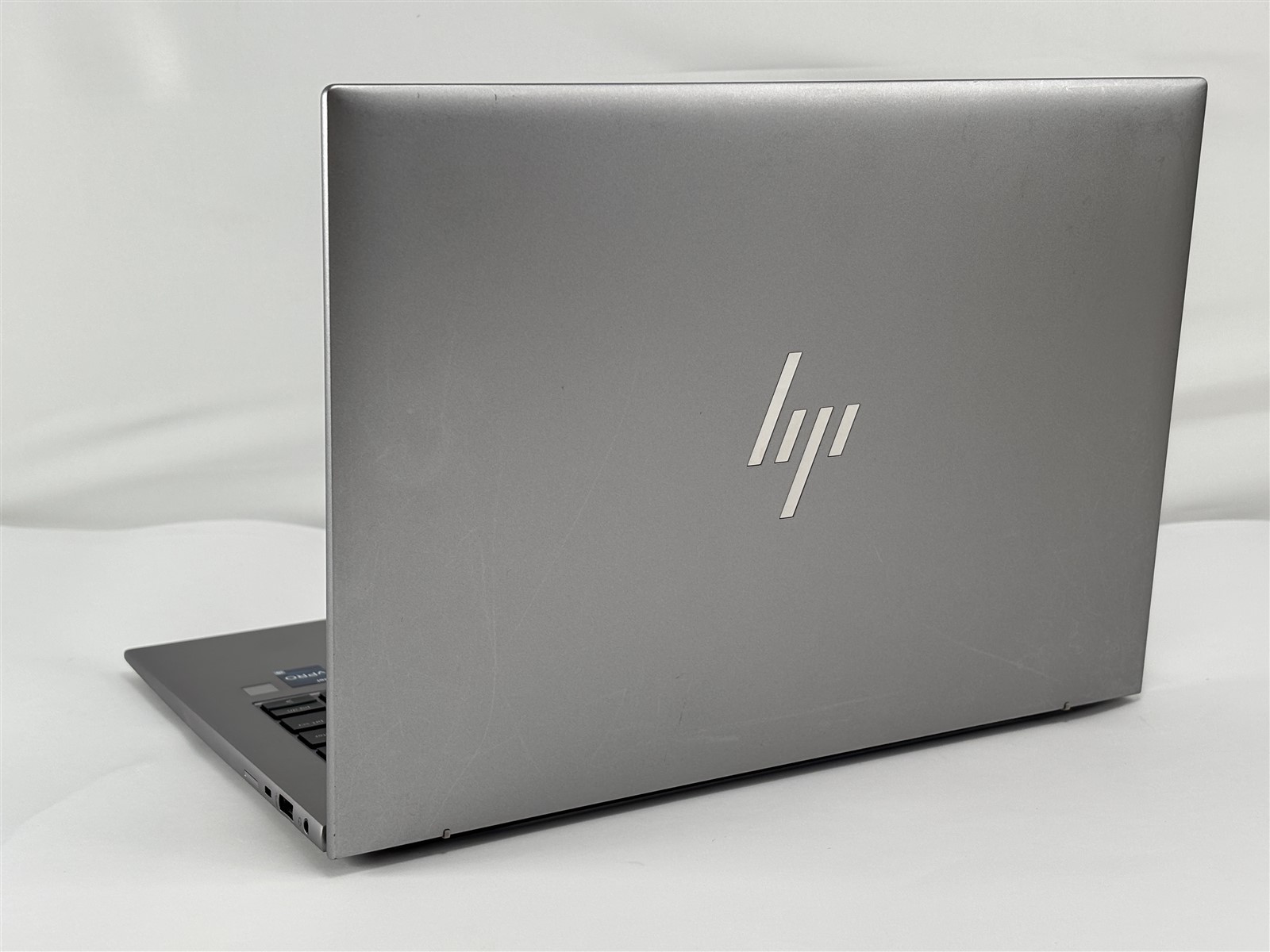 HP ZBook Firefly G10 14″ Core i5-1350P 16GB 256GB SSD Backlit Business