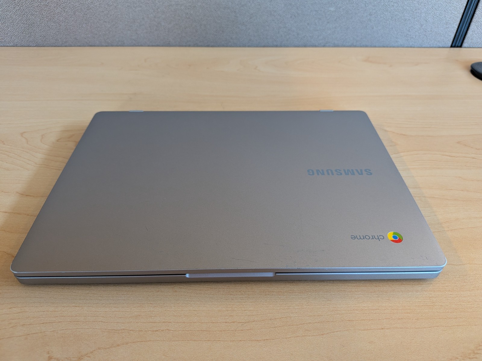 Samsung Chromebook 4 (16GB eMMC, Intel Celeron, 1.10 GHz, 16GB) Laptop – Gray