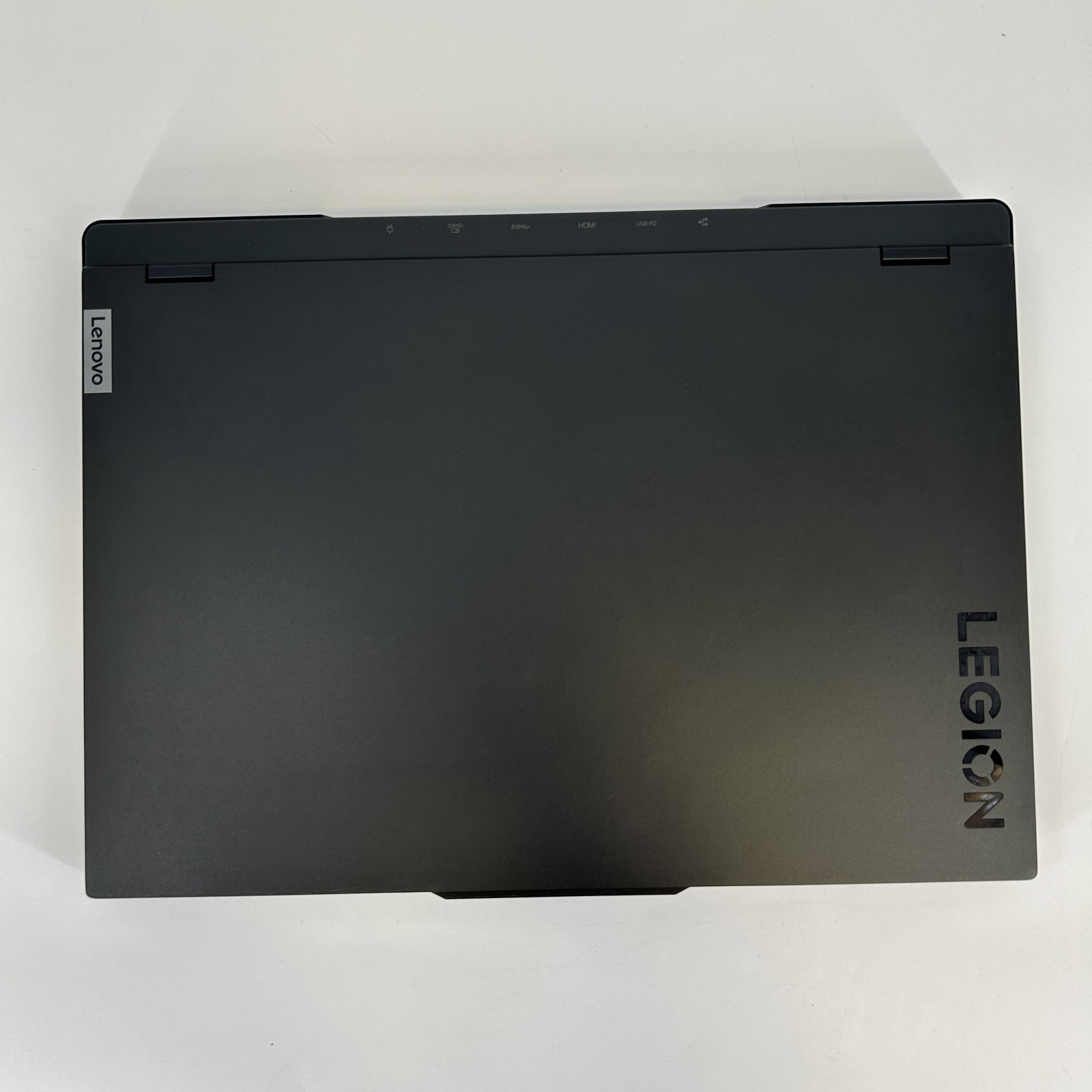 Lenovo Legion Pro 7i Gen 8 16 240Hz QHD+ 2.2GHz i9-13900HX 16GB 1TB SSD RTX 4070