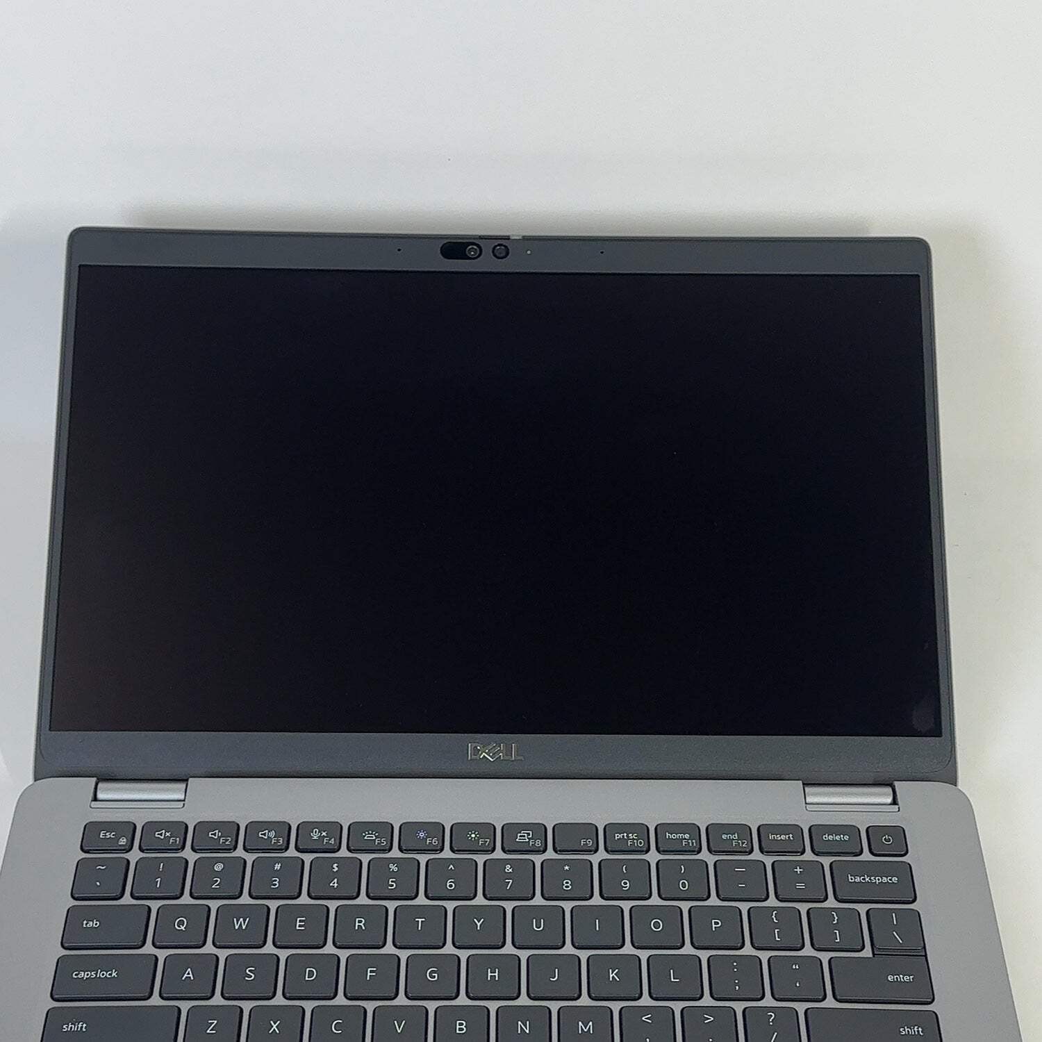 Dell Latitude 5350 13.3″ Core Ultra 7 165U 1.7GHz 32GB RAM 1TB SSD