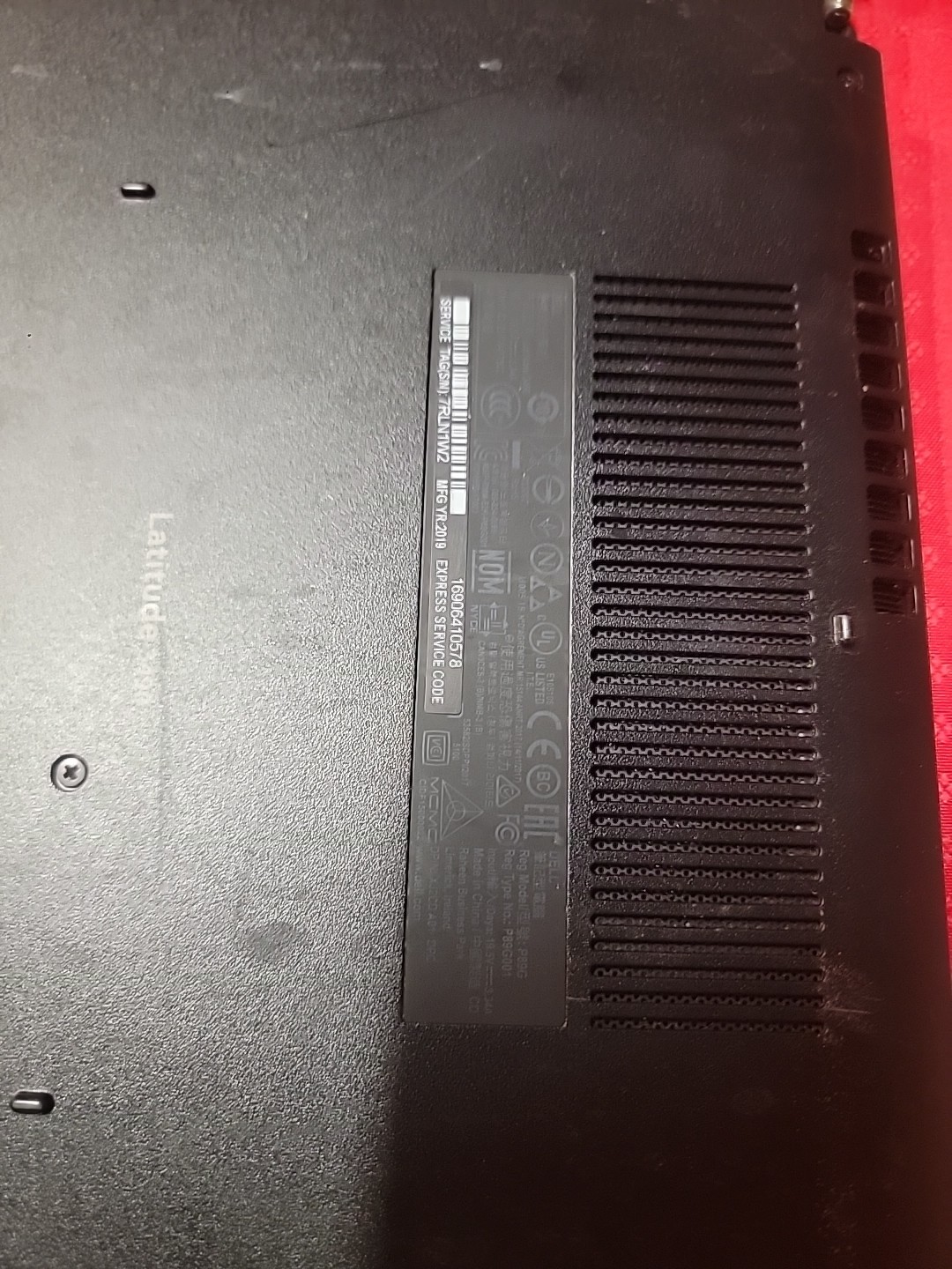 Dell Latitude 3490 14″ Core i7 8TH GEN NO HDD NO DRIVES , FOR PARTS