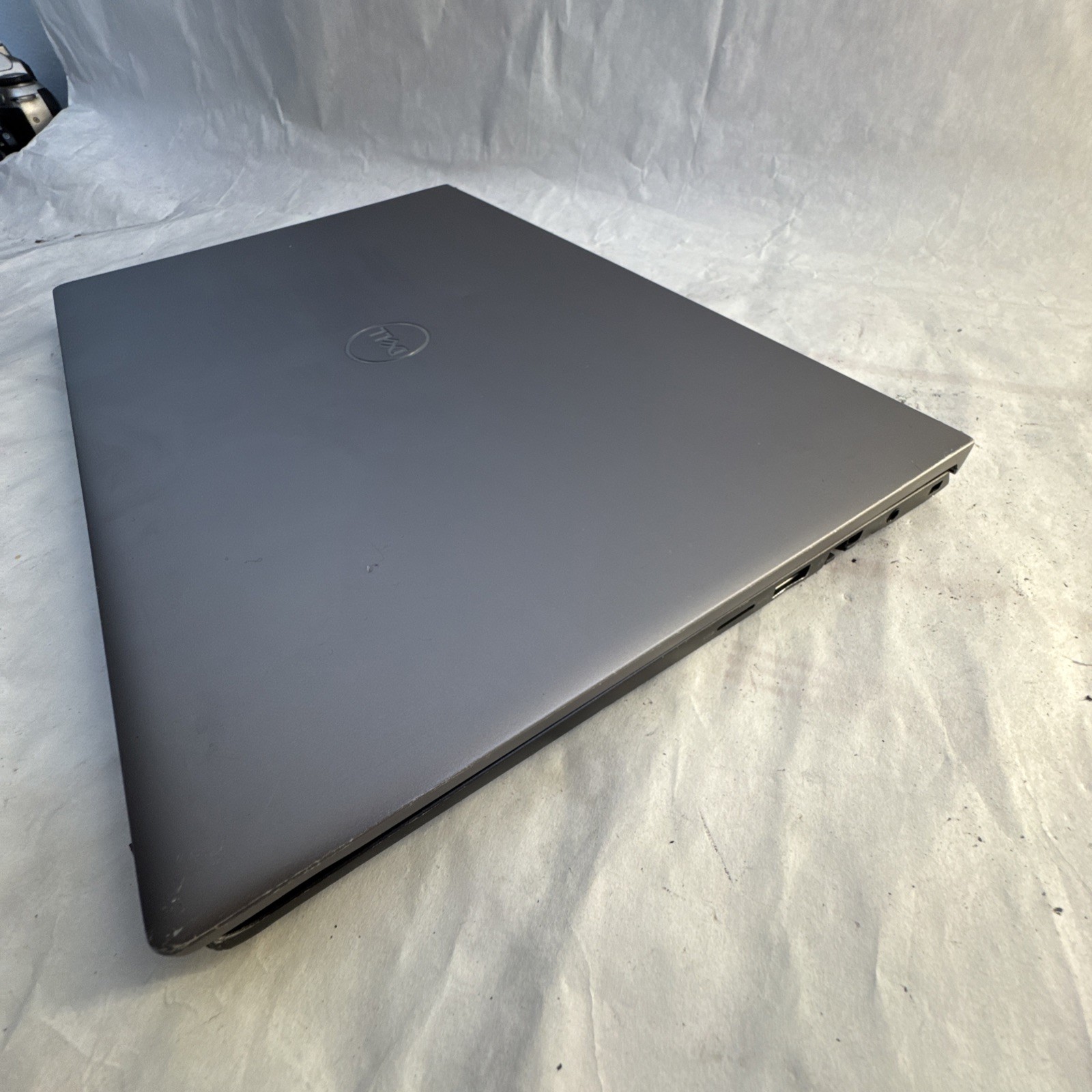 Dell Vostro 14 5410 14″ Intel Core i7-11390H @3.4GHz 16GB RAM 512GB SSD W11P