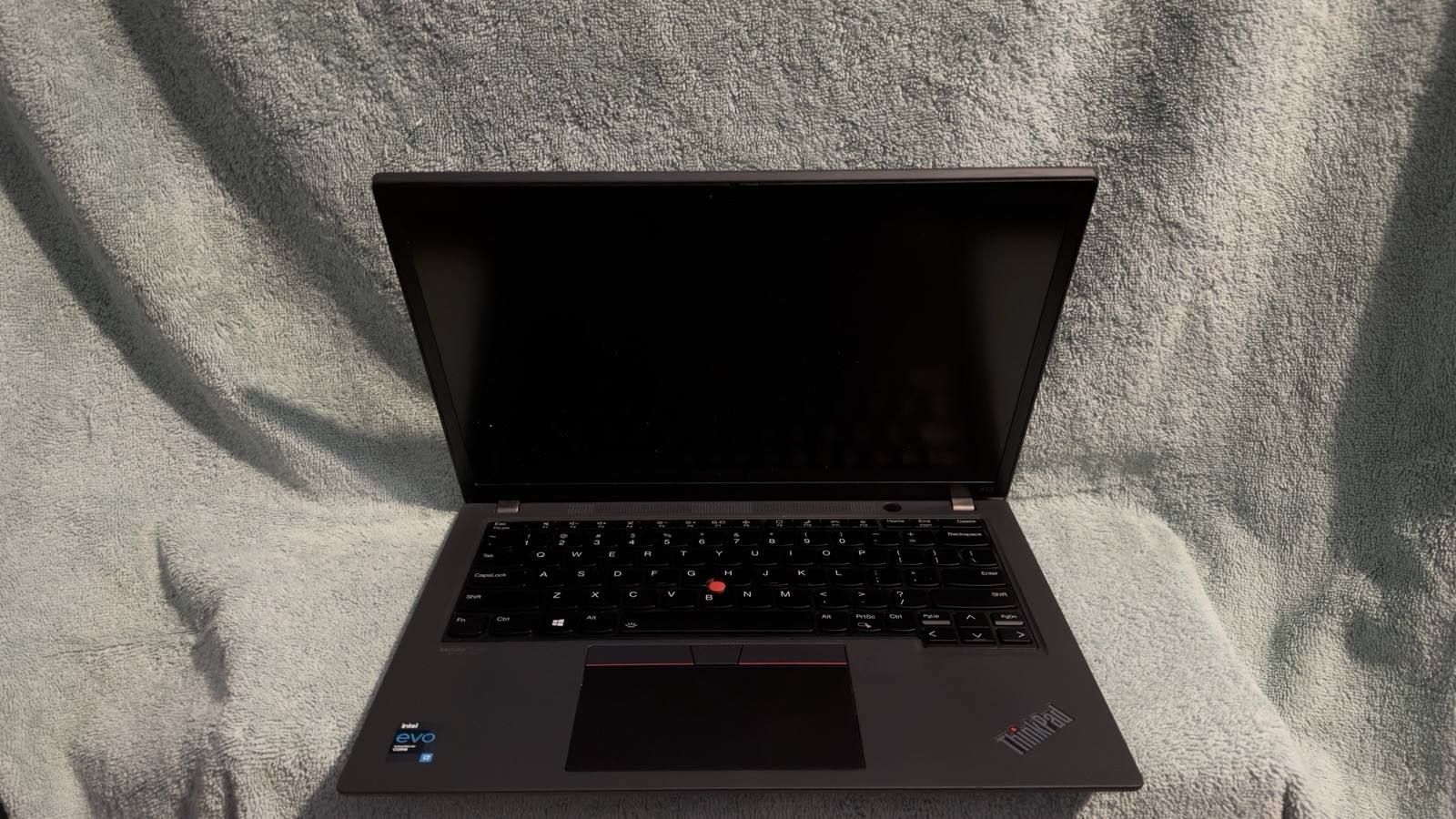 Lenovo ThinkPad X13 Gen 2 13.3 in (512GB SSD, Intel Core i7-1165G7, 16GB, NO OS)