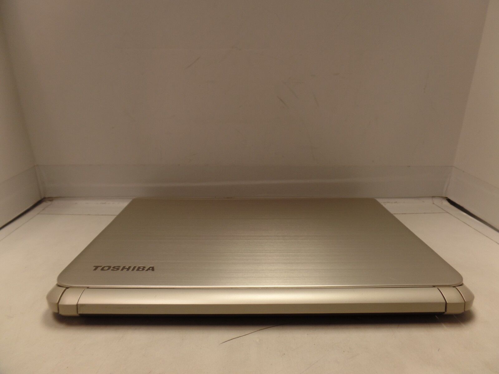 14″ Toshiba Satellite E45-B4200 PSPN2U-003003 AS IS PARTS OR REPAIR NON WORKING
