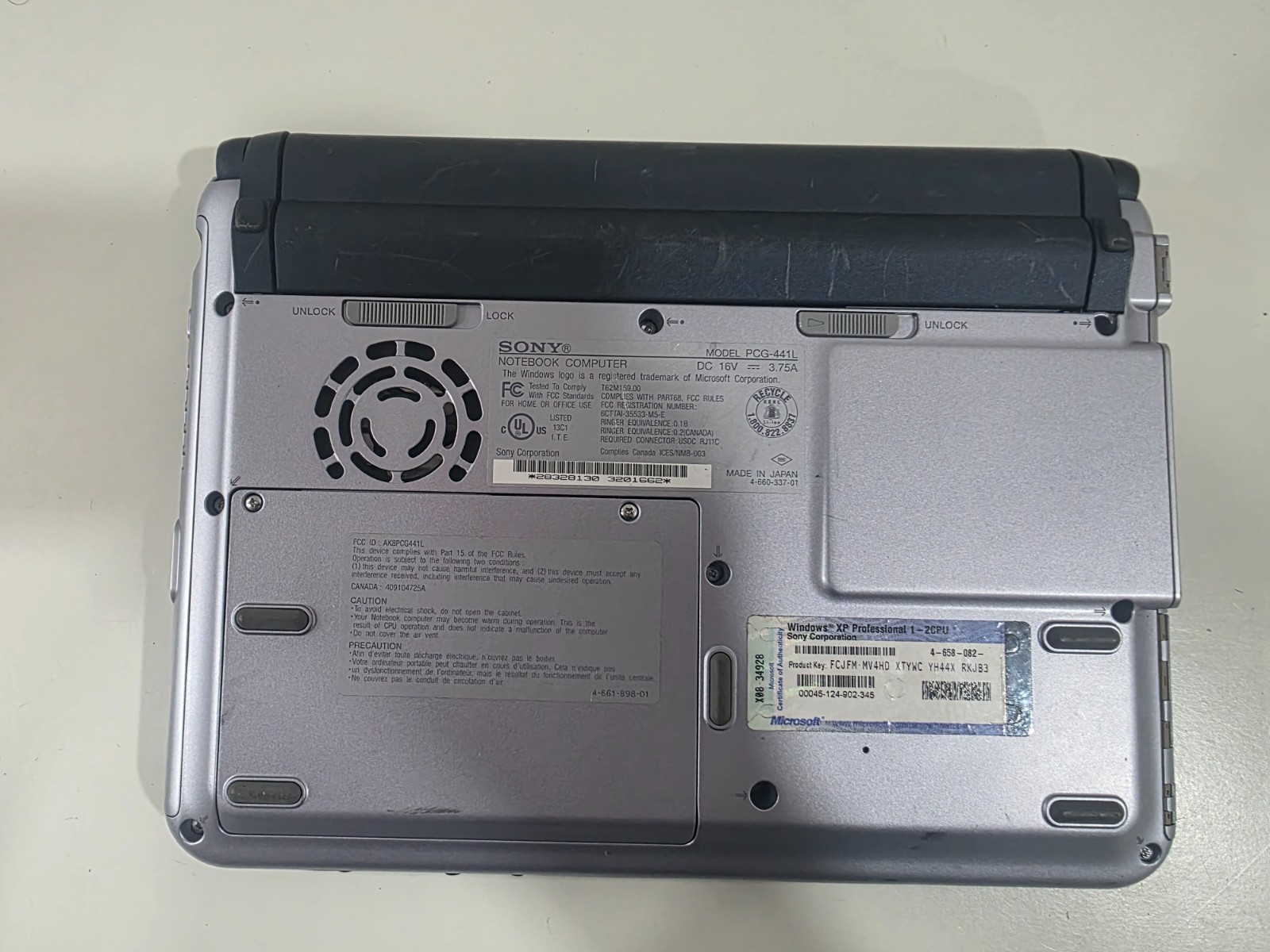 Sony Vaio PCG-SRX77P Notebook Computer Legacy Vintage Laptop Netbook Accessories