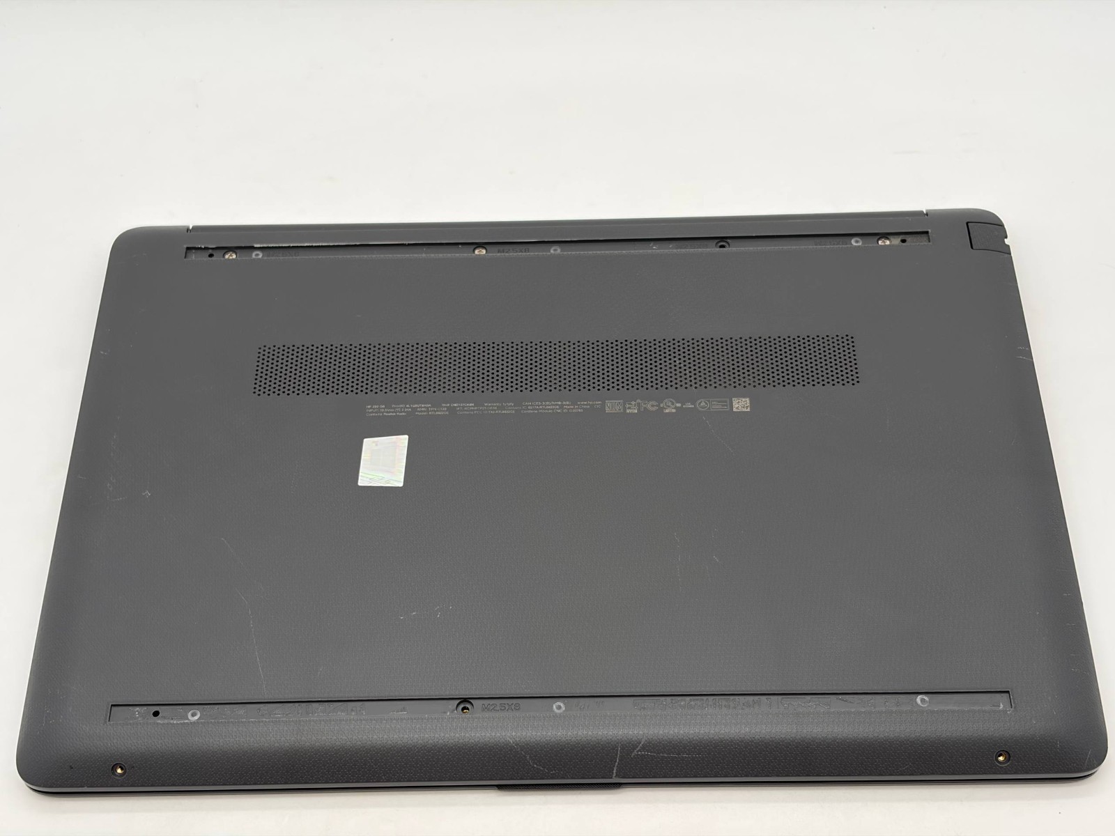 HP 250 G8 i5-1135G7@2.4GHz 16GB RAM 256GB SSD NO Batt Win 11 Pro No rubber fits