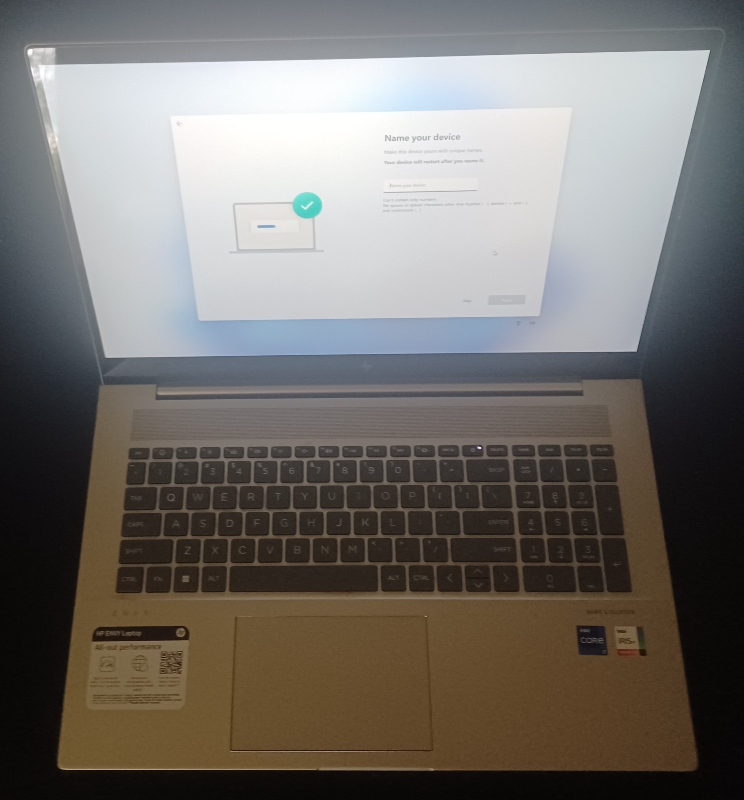 HP Envy 17t-cw00. Touch 17in/ 13th Gen Intel Core i7-13700H 2.40Ghz 32 GB 1TB.