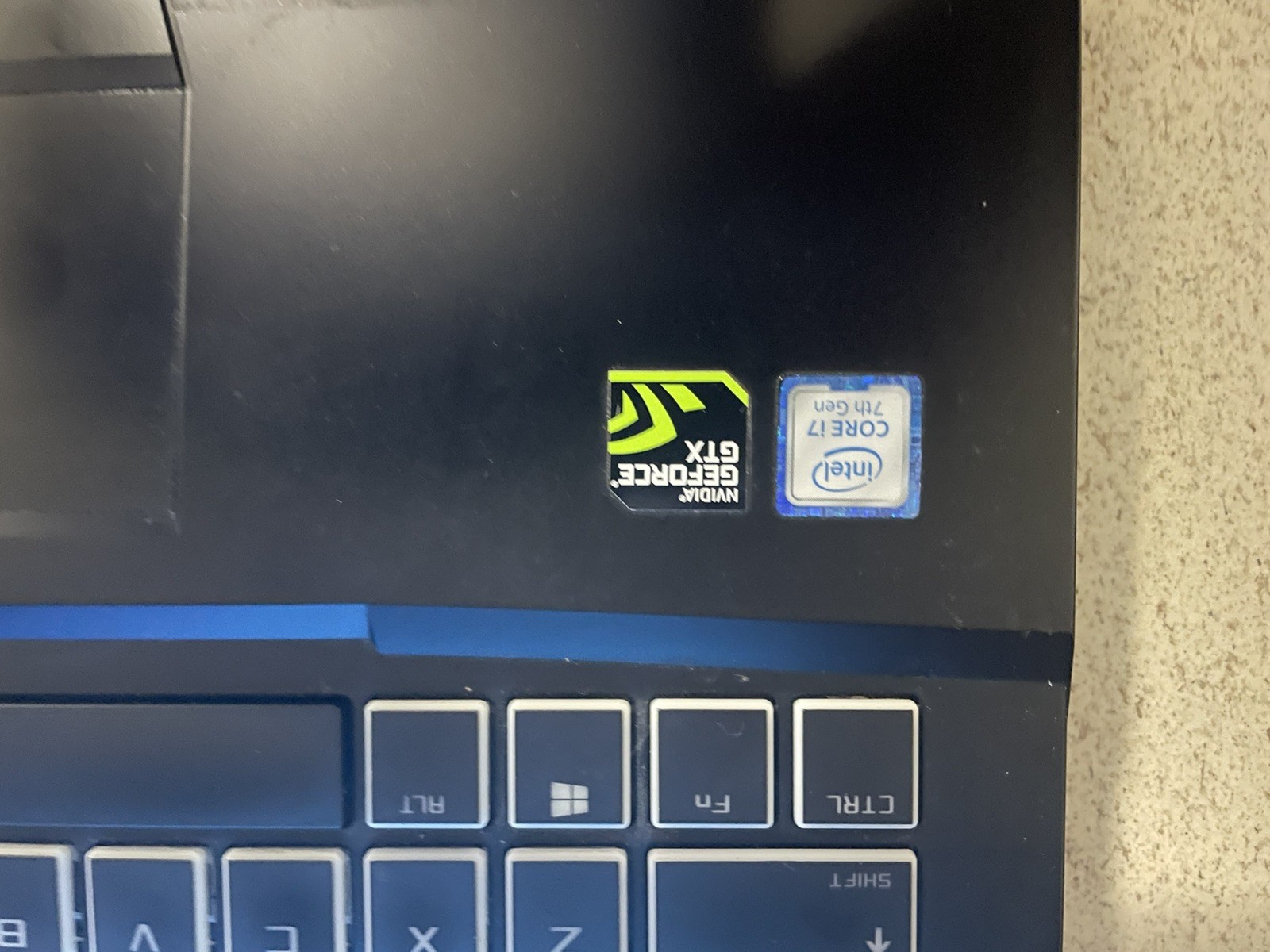 CyberPower Tracer Gaming Laptop I7-7700HQ NVIDIA GeForce GTX 1050 Ti 16GB RAM