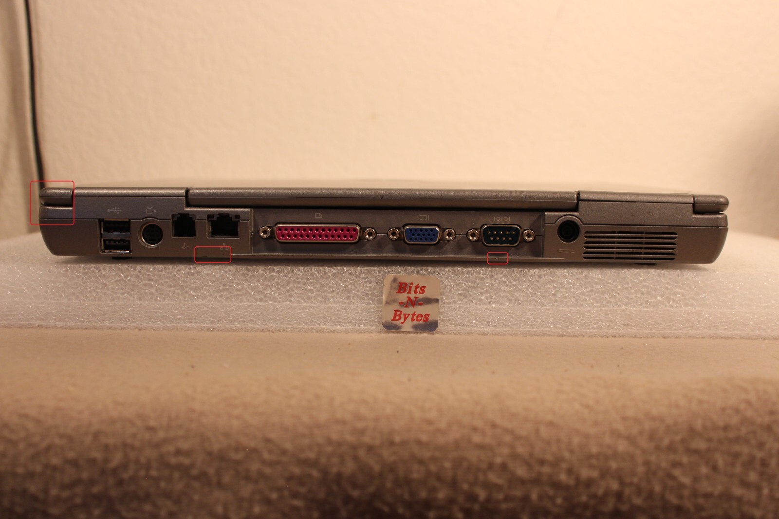 Dell D600 (1.60GHz/2GB/60GB/CDRW-DVD) SXGA+ Win XP PRO- SERIAL & PARALLEL Ports
