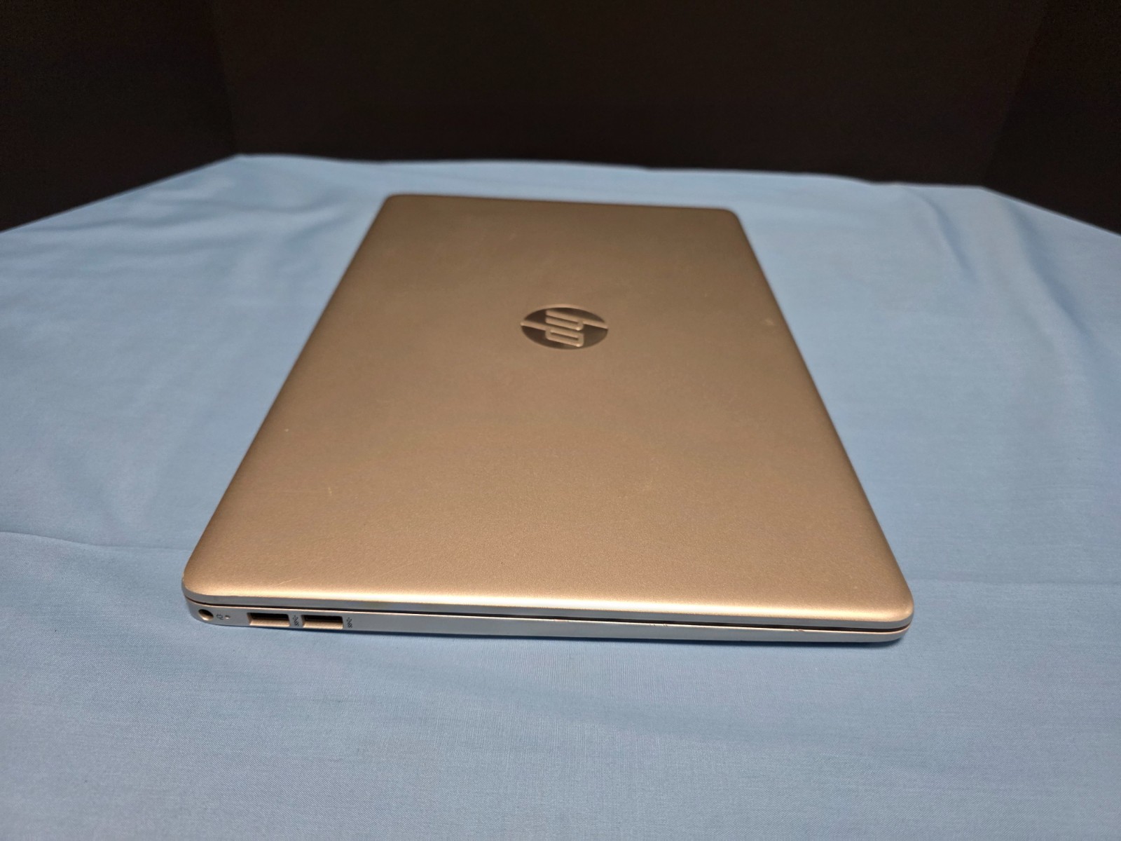LOT OF 2 – HP LAPTOP 15 DYL1032 i3-1005G1 8GB NO HDD