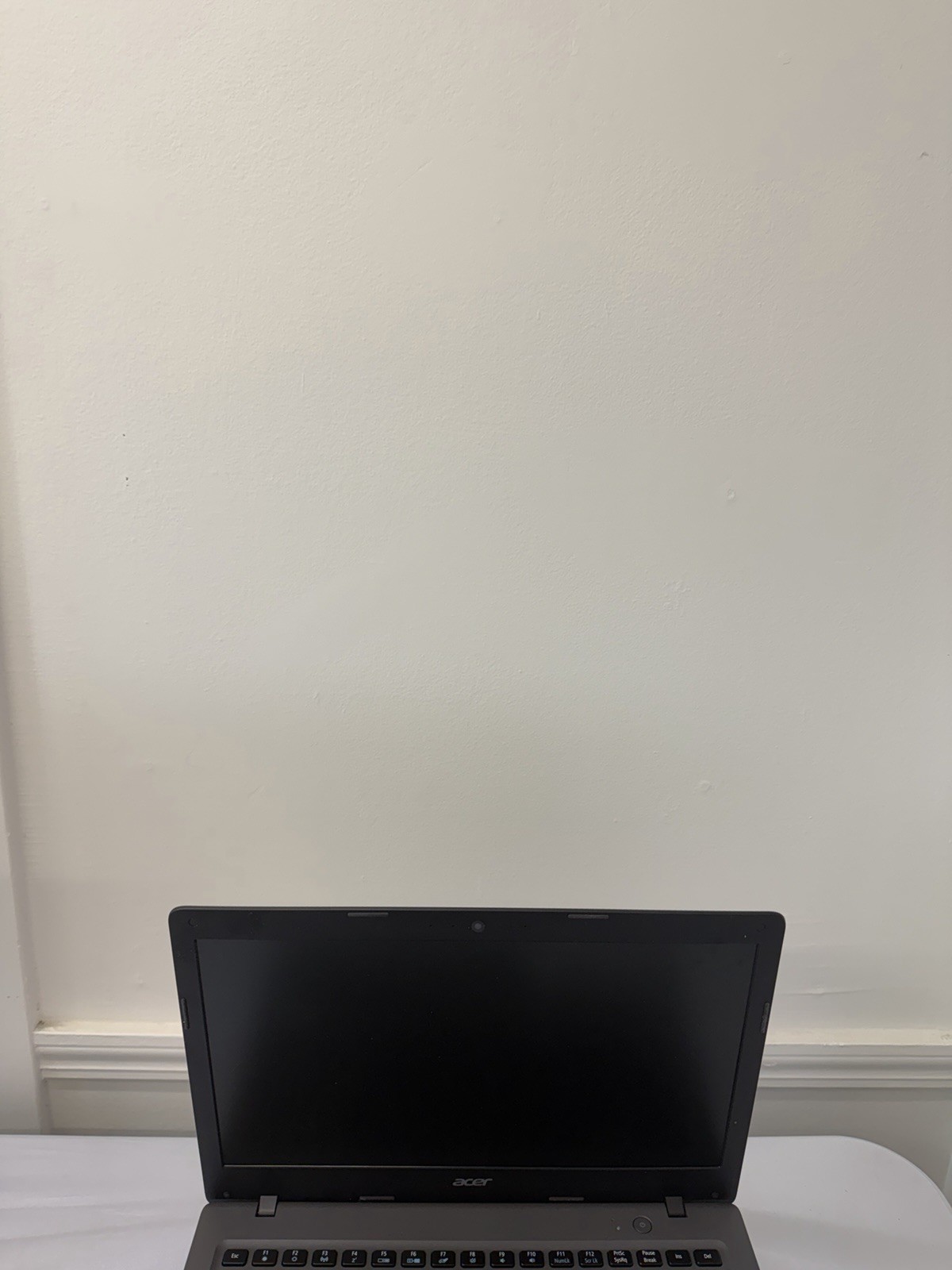 HP Pavillion 15-ab223cl Laptop – Good Screen – Intel i5-5200U – Read Des