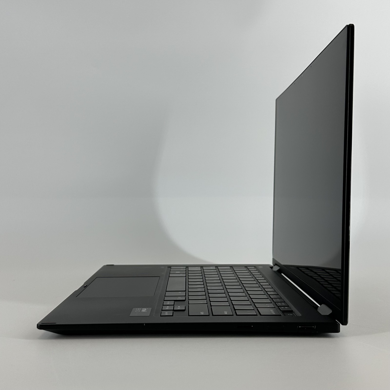 LG Gram 14 (2-in-1) Black FHD+ TOUCH 1.2 GHz Ultra 5 125H 16GB 512GB SSD Good