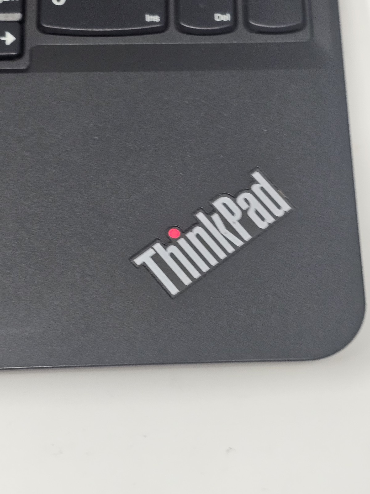 Lenovo ThinkPad E550 Laptop Intel Core i3-4th @ 2.20GHz 4GB RAM 128GB SSD