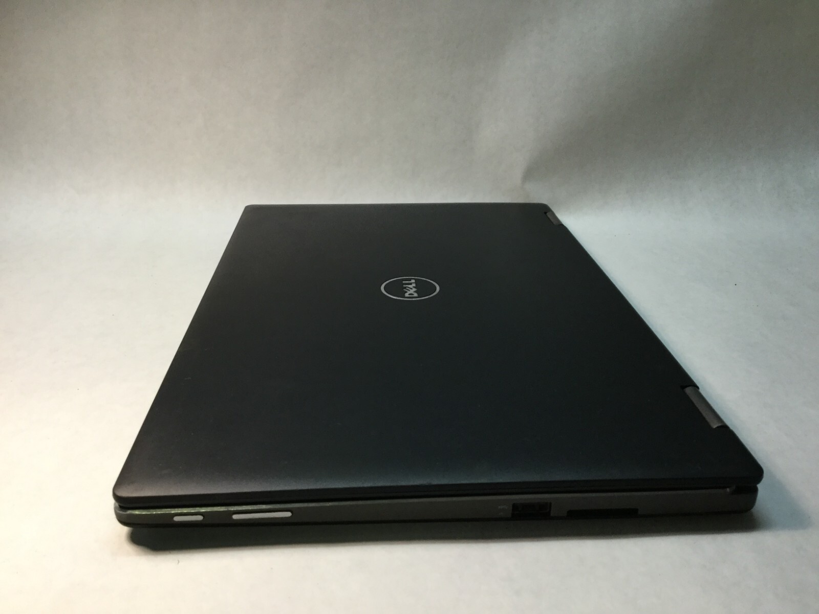 Dell Inspiron 13-7353 13″ Touch Intel Core i3 6th Gen. 8GB RAM 128GB-*READ* -MZ