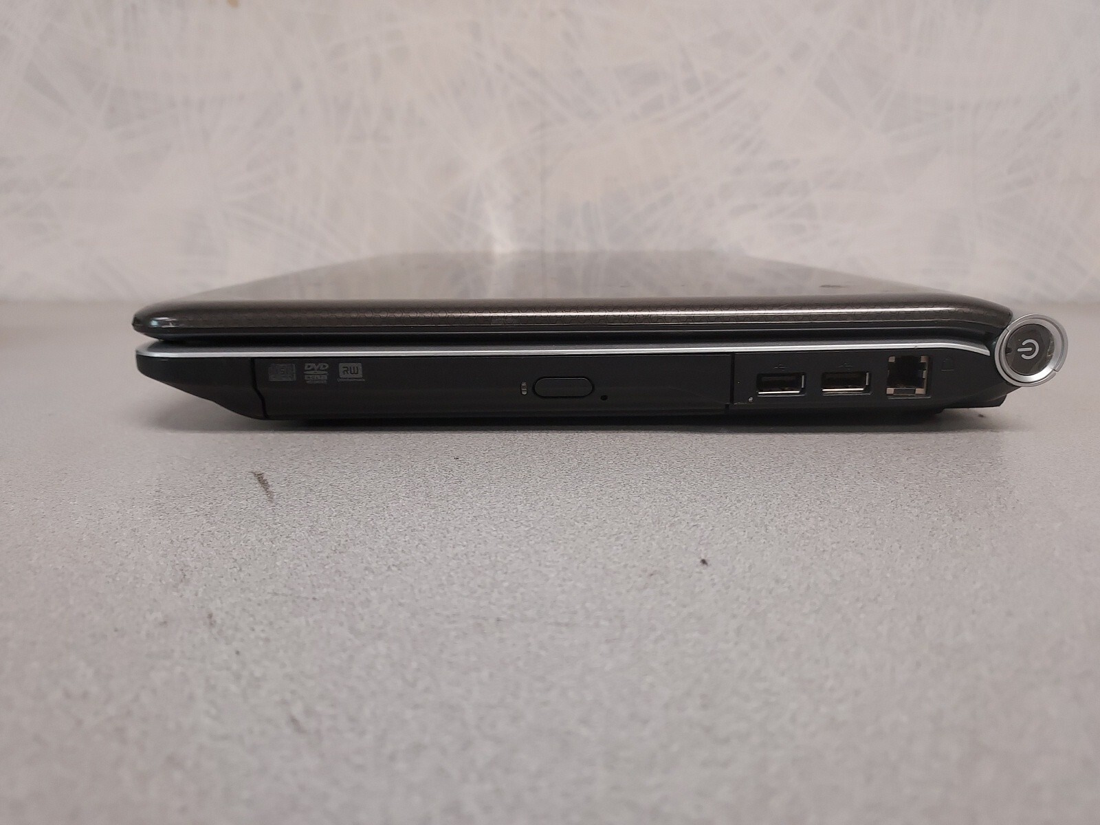 Gateway nv5214u – AMD Athlon 64 x2 – NO RAM/HDD – DOES NOT DISPLAY EVEN WITH RAM